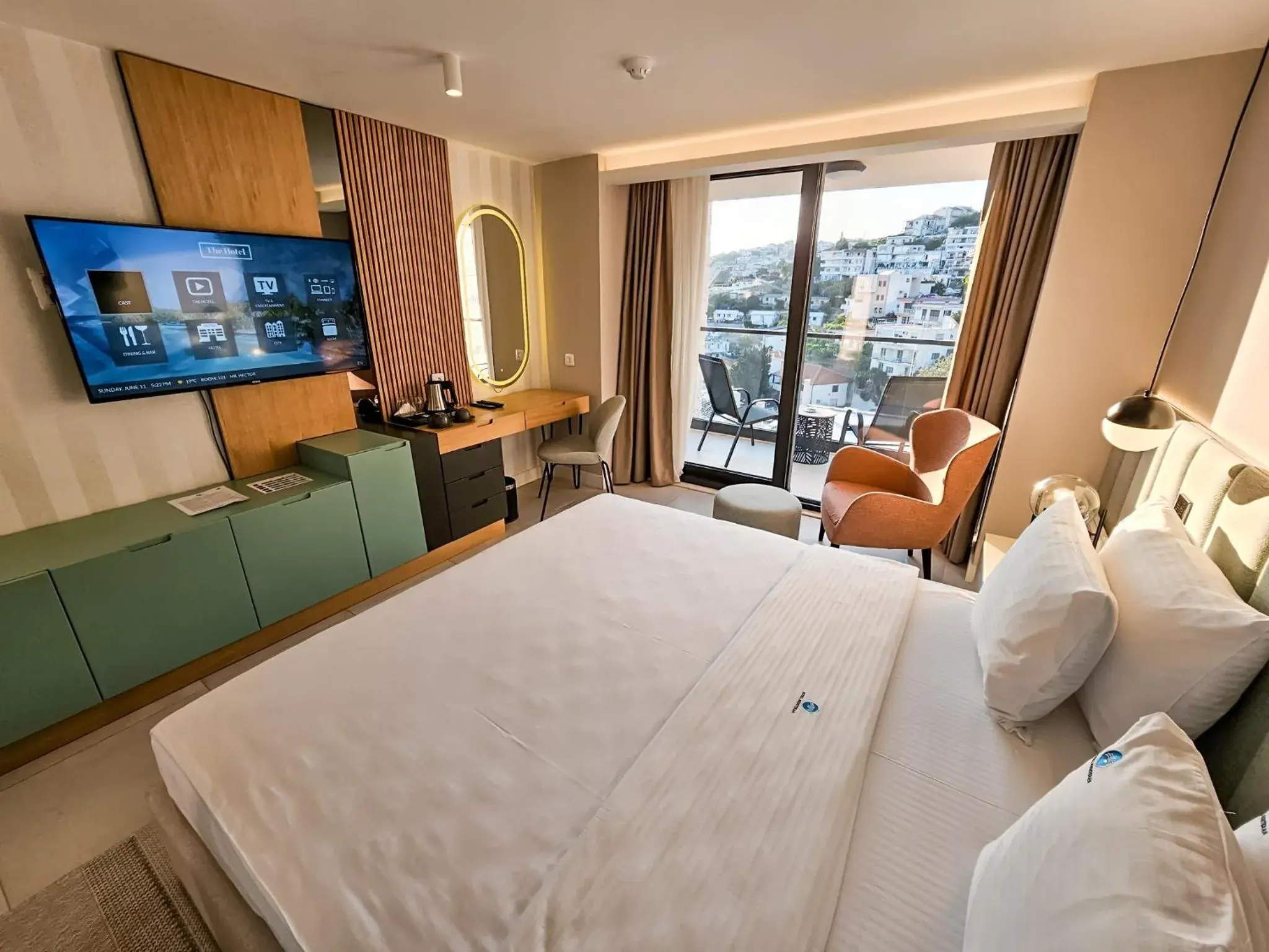 King Room with Balcony in The New Hotel Mediteran - VILLA Edition King Room with Balcony in The New Hotel Mediteran - VILLA Edition