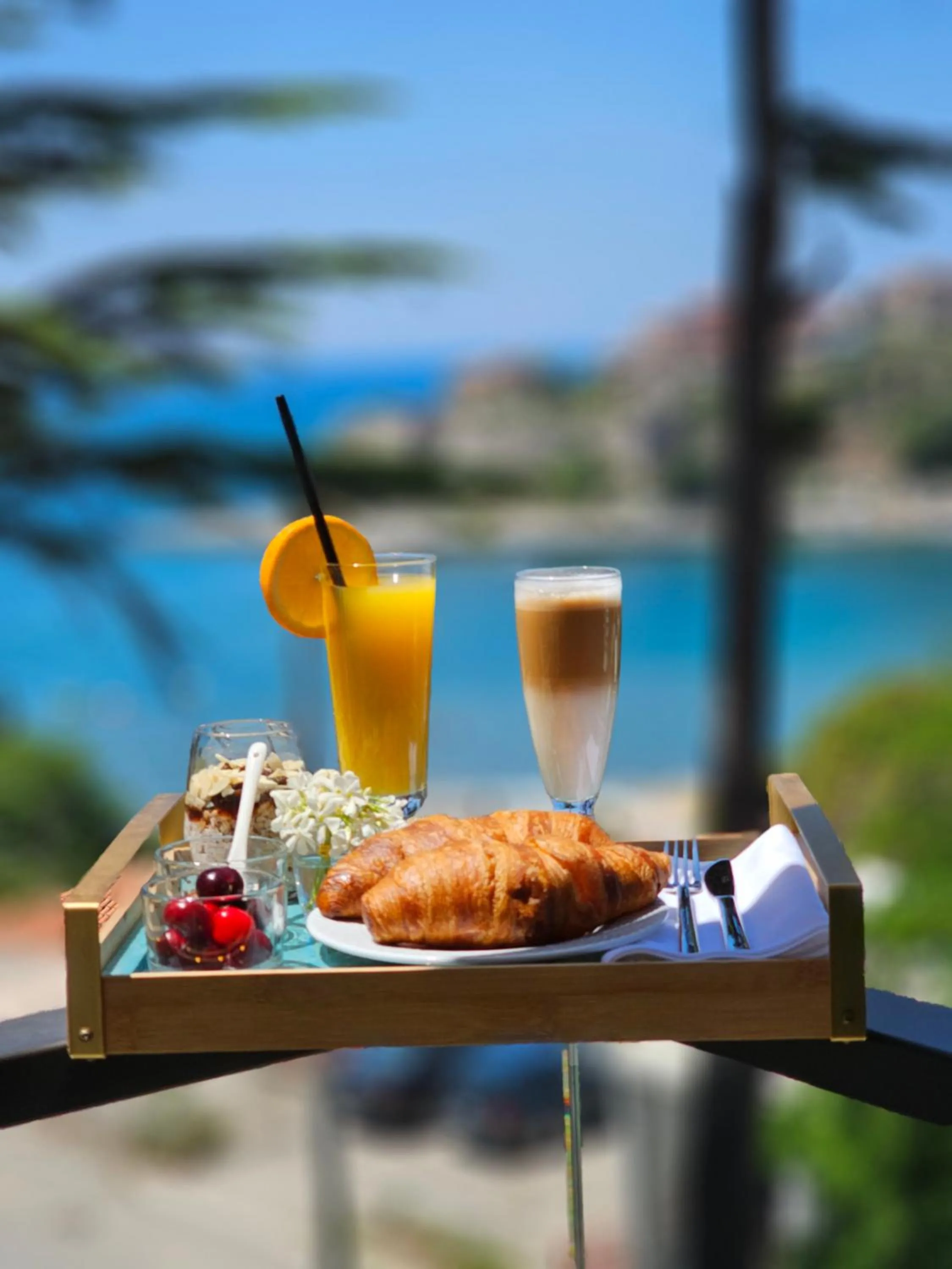 room service in The New Hotel Mediteran - VILLA Edition