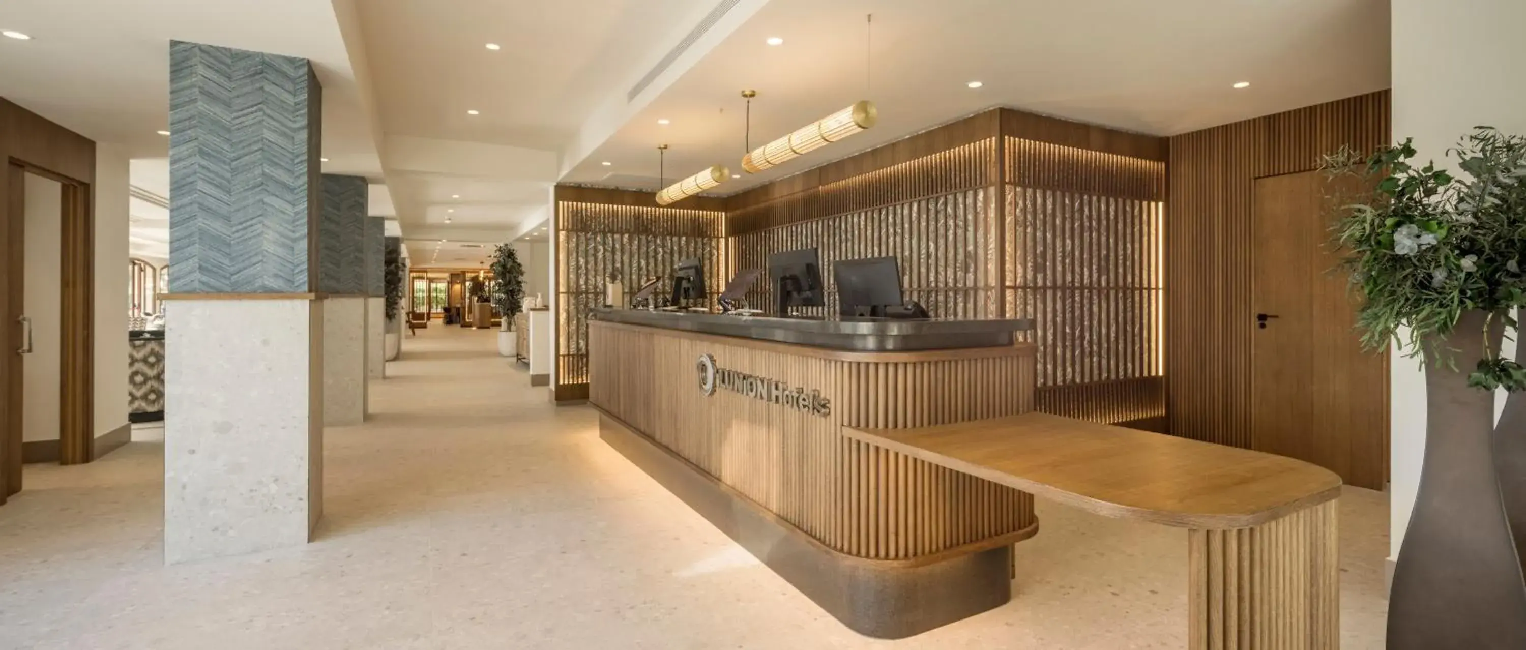 Lobby or reception in Ilunion Caleta Park Lobby or reception in Ilunion Caleta Park