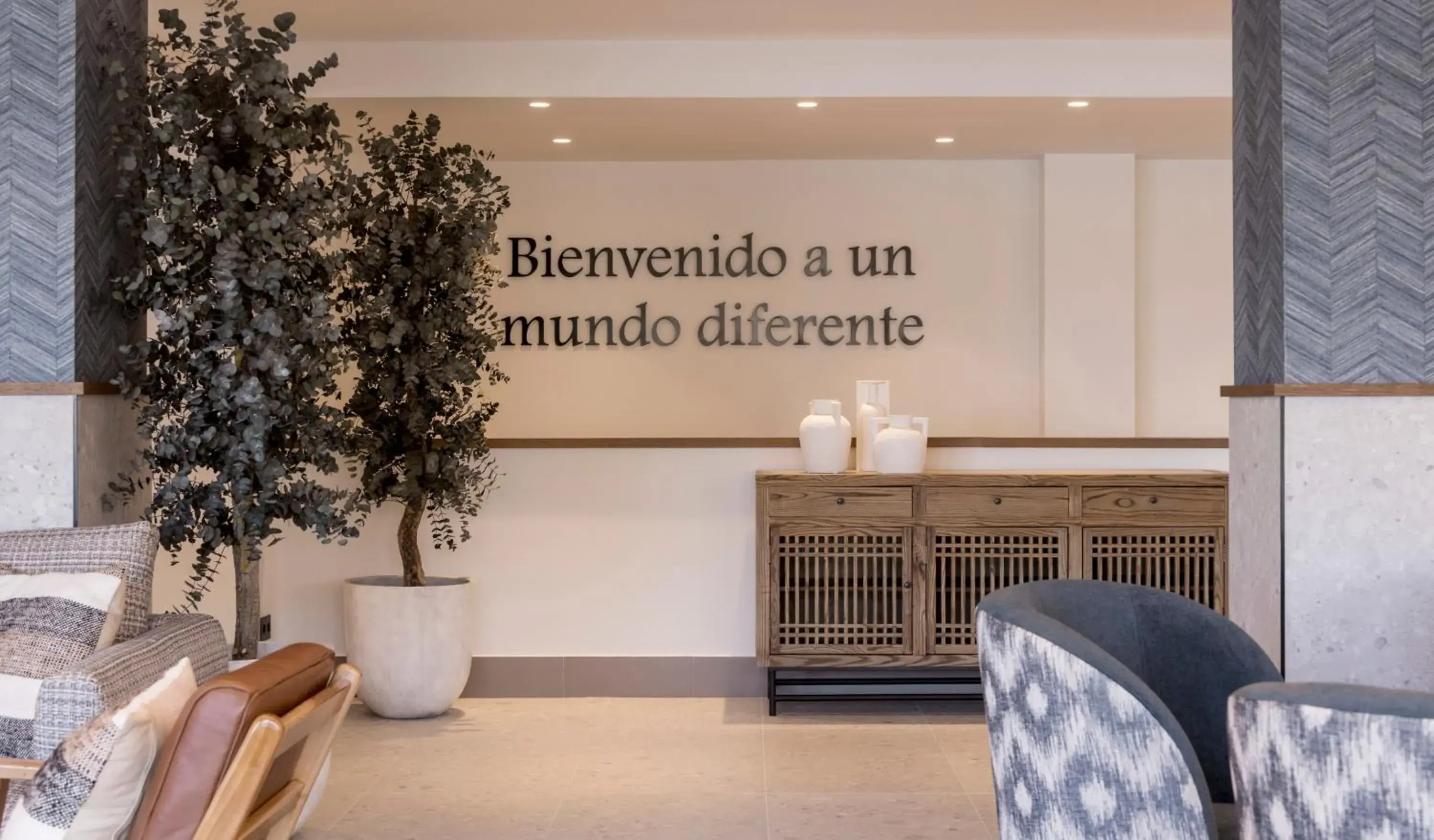 Lobby or reception in Ilunion Caleta Park Lobby or reception in Ilunion Caleta Park