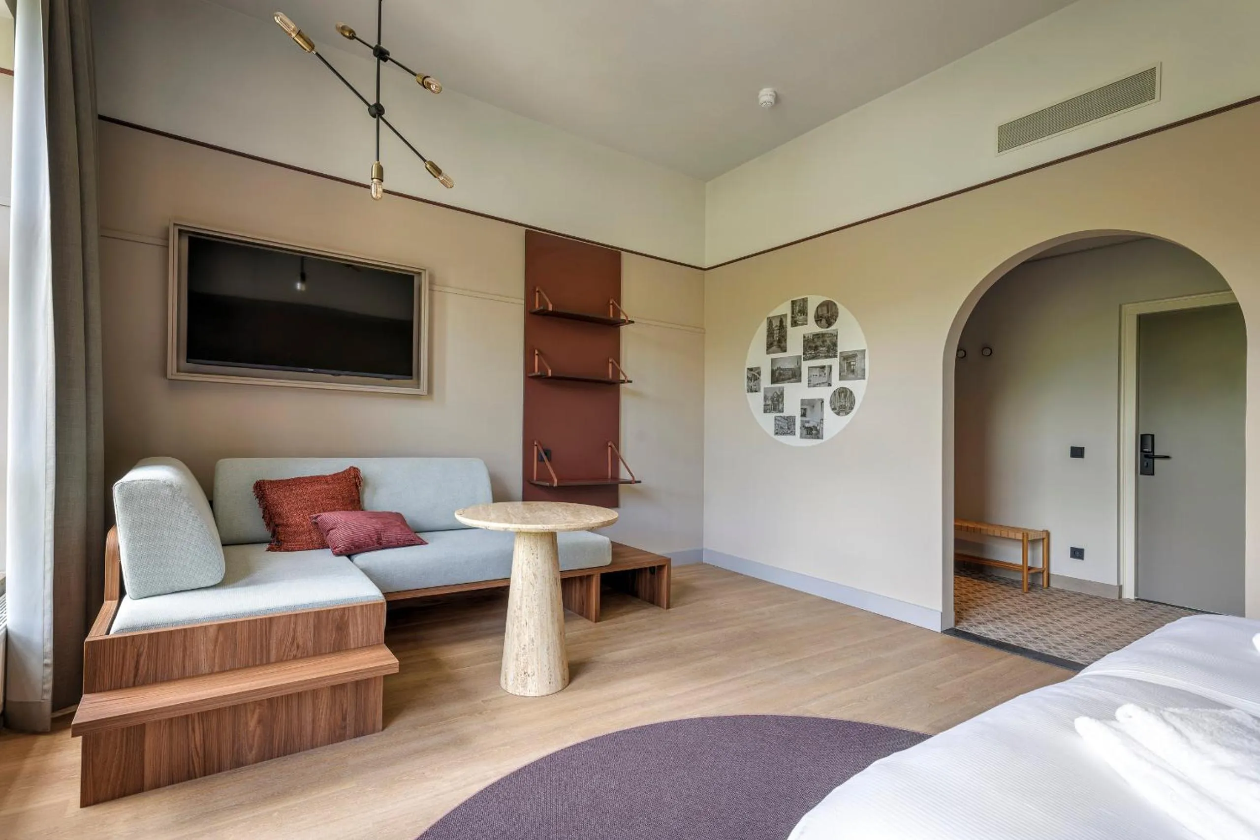 TV and multimedia, Bed in SEPHS Hotel Sittard