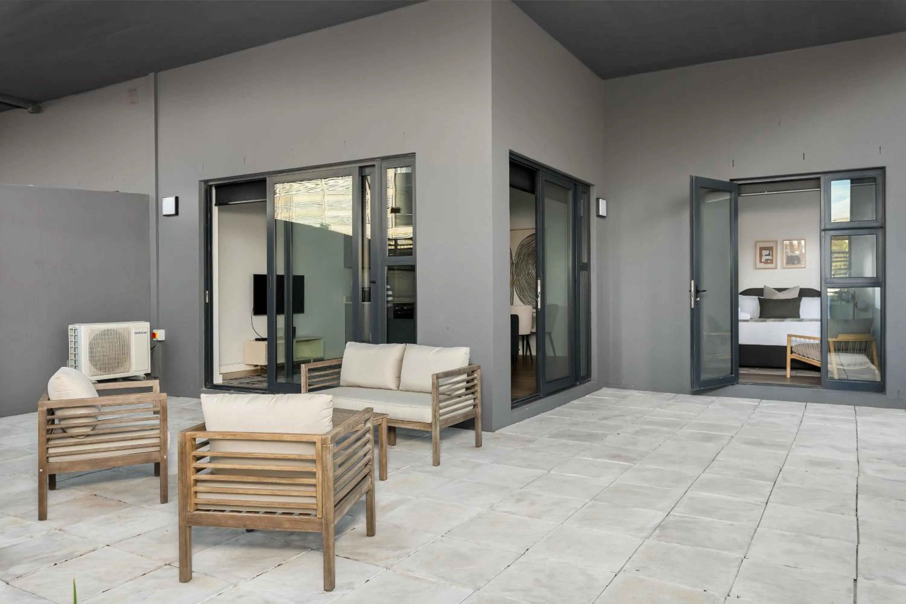 Balcony/Terrace in Newlands Peak Aparthotel by Totalstay