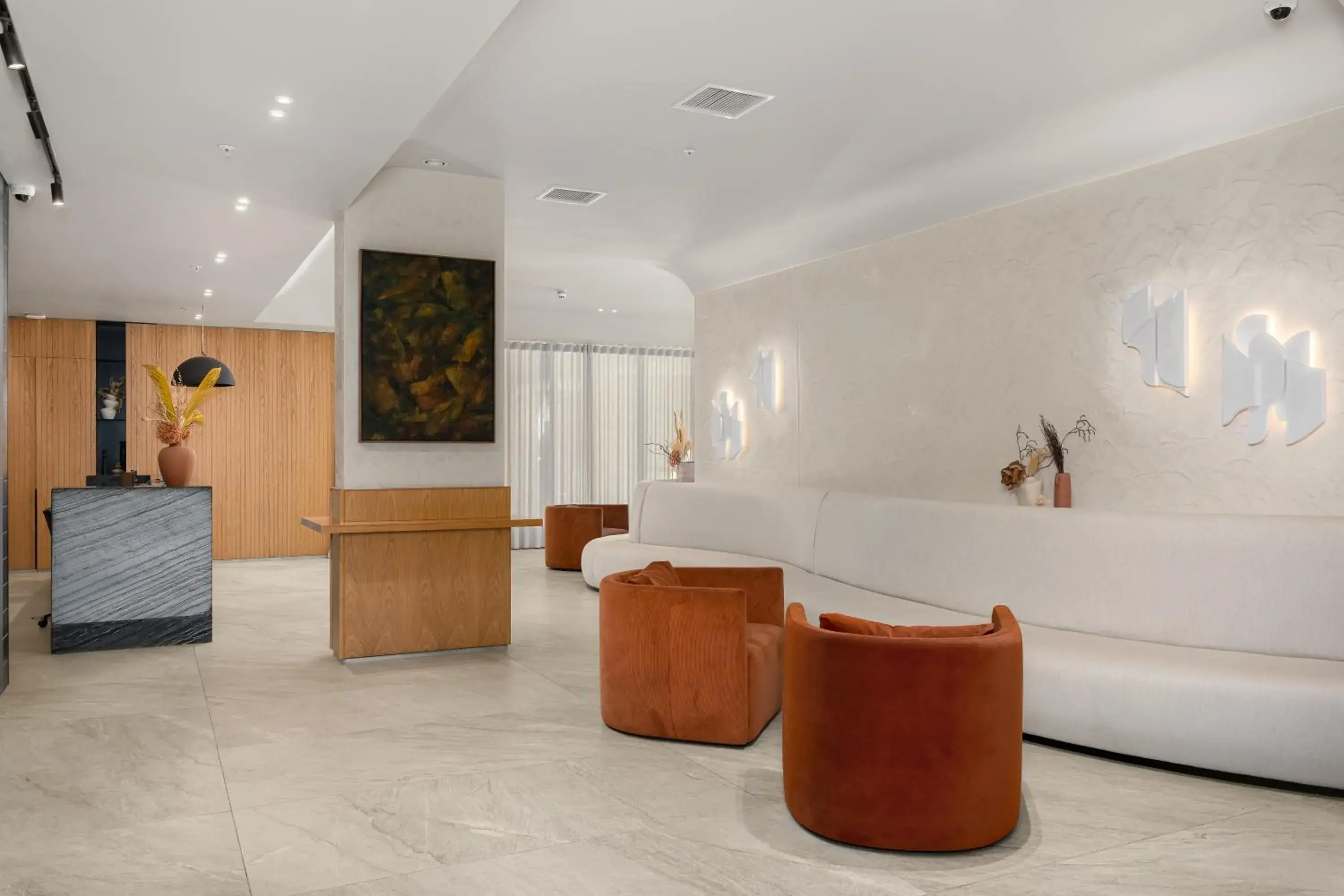 Lobby or reception in Newlands Peak Aparthotel by Totalstay Lobby or reception in Newlands Peak Aparthotel by Totalstay