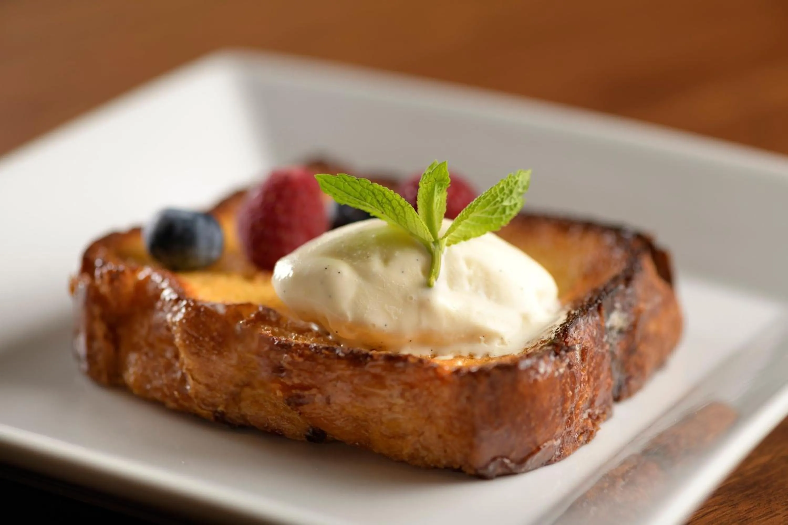 Restaurant/places to eat in AC Hotel Recoletos by Marriott