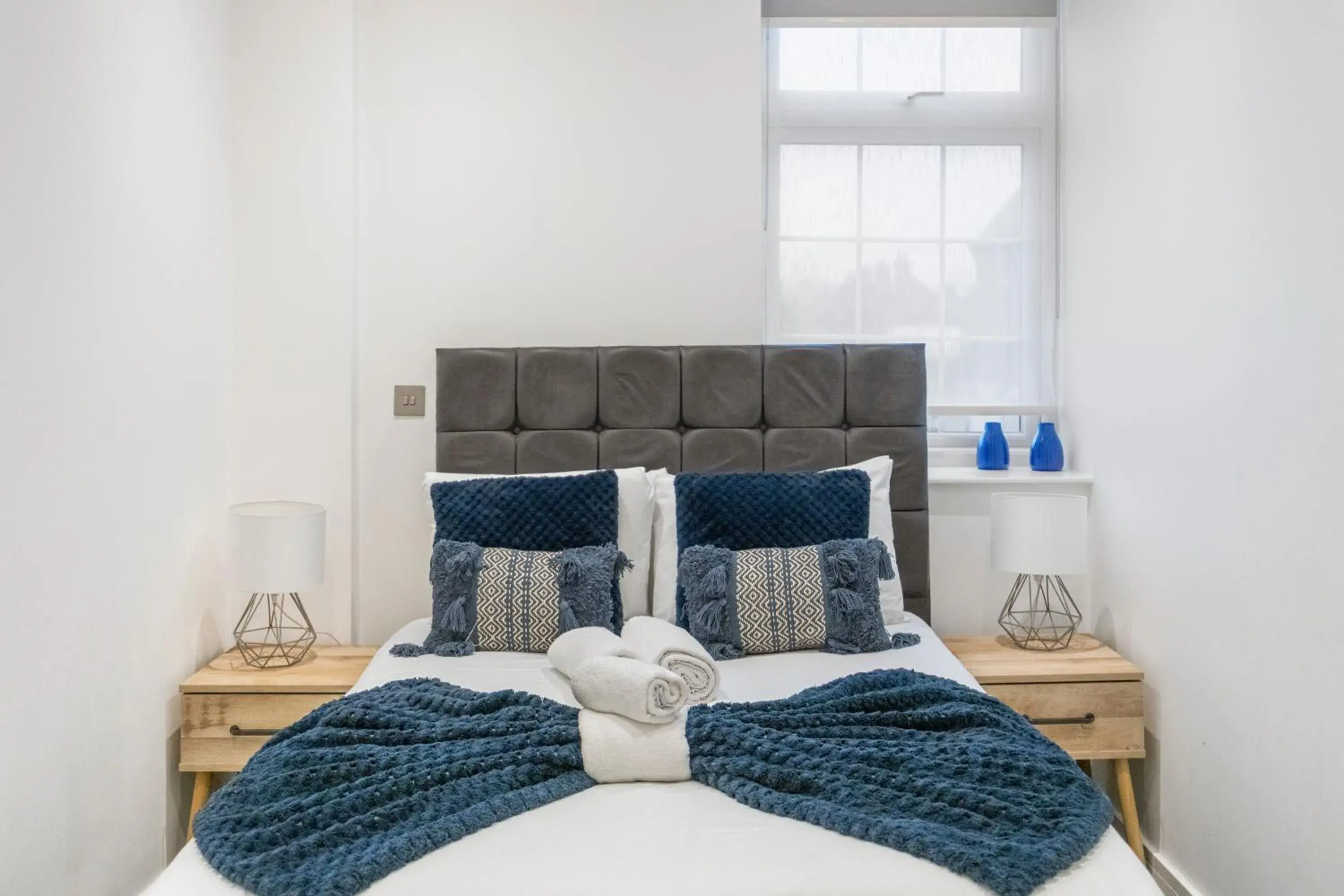 Welcoming and Spacious Apartment- Excellent Location Welcoming and Spacious Apartment- Excellent Location