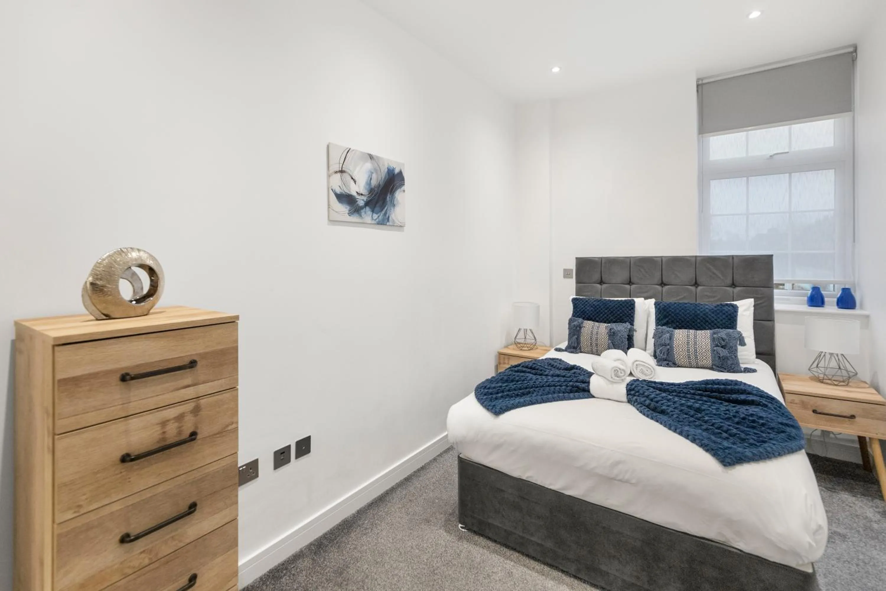 Welcoming and Spacious Apartment- Excellent Location