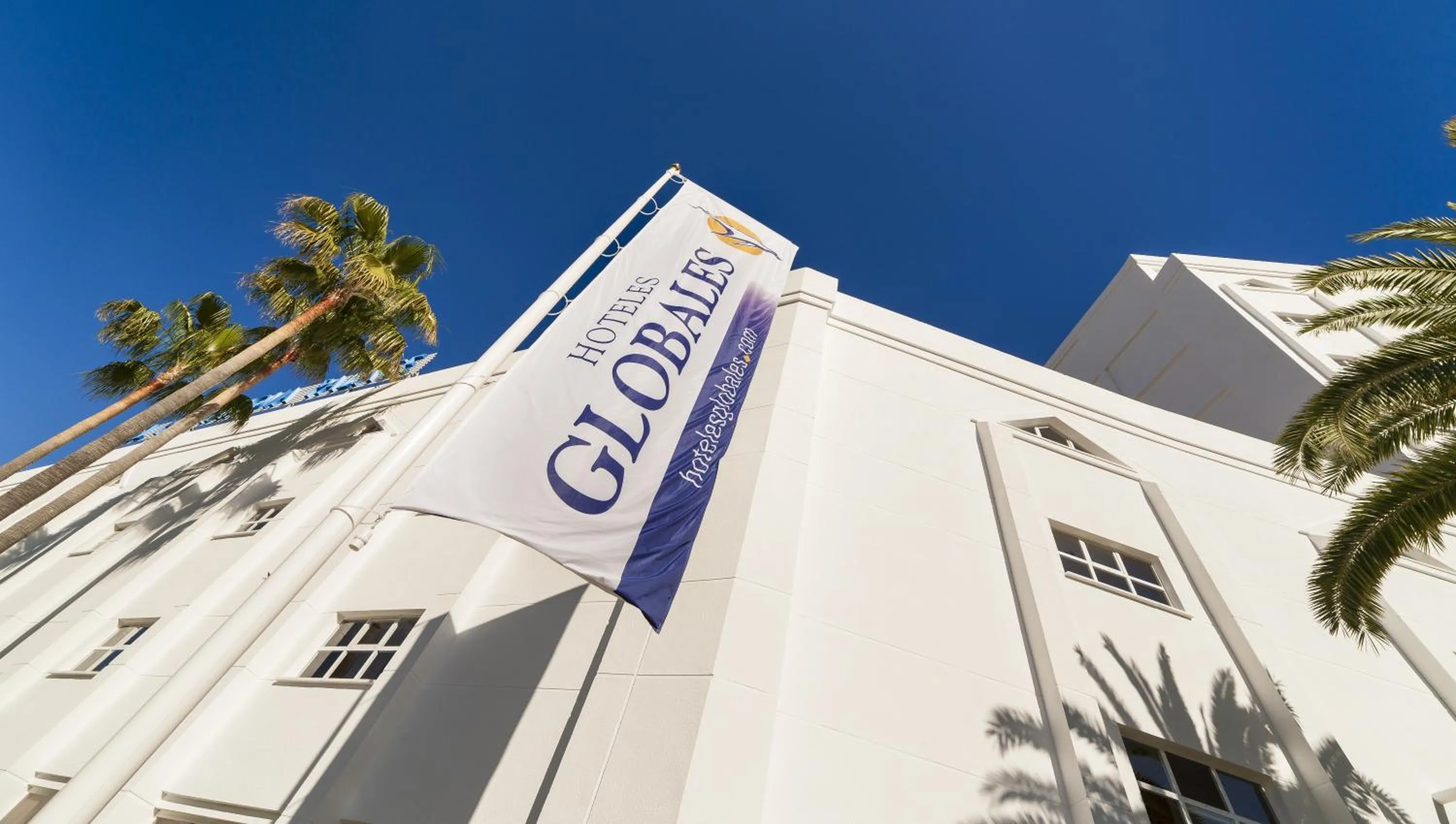 Facade/entrance in Globales Palmanova Palace