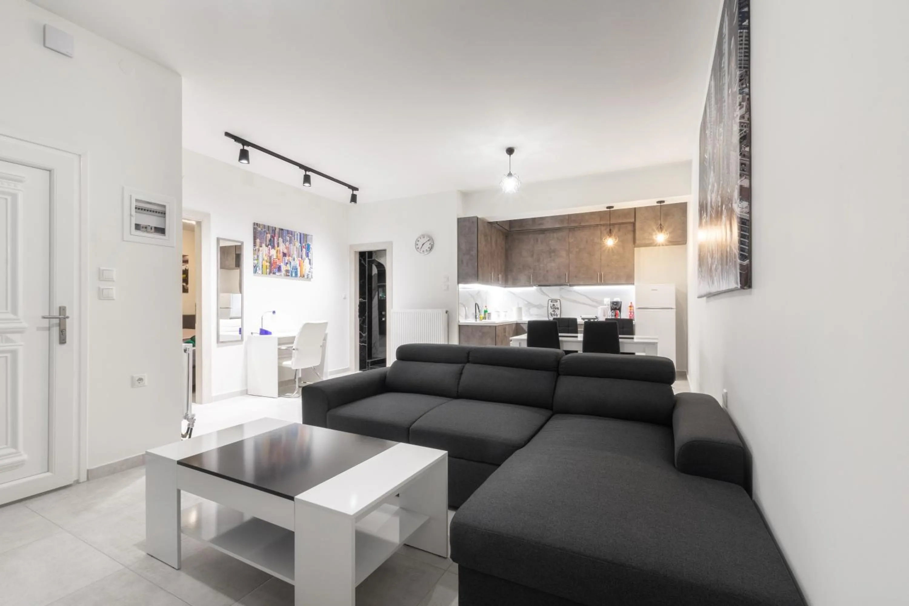 Newly built detached house with parking