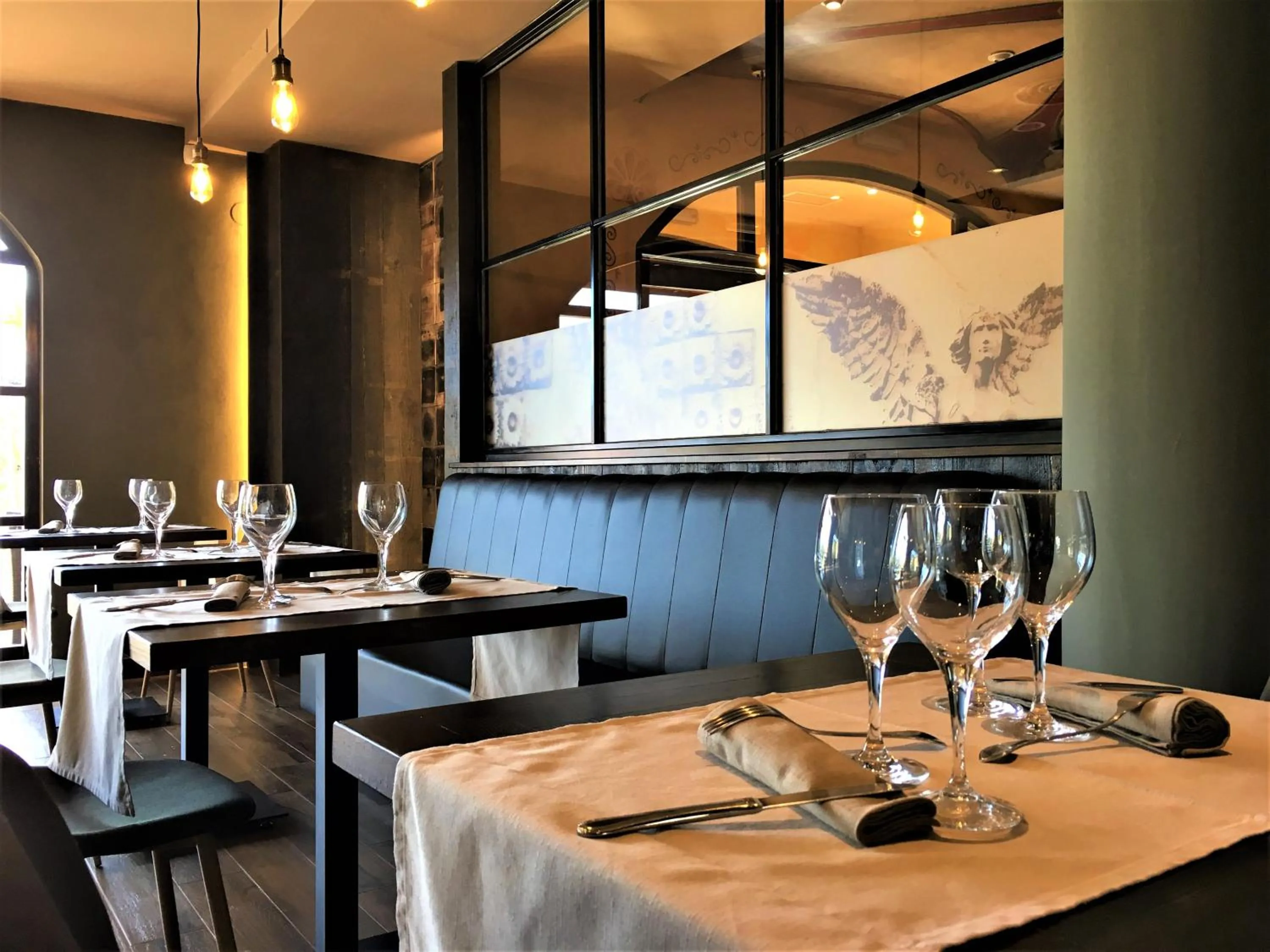 Dining area in Hotel Comillas