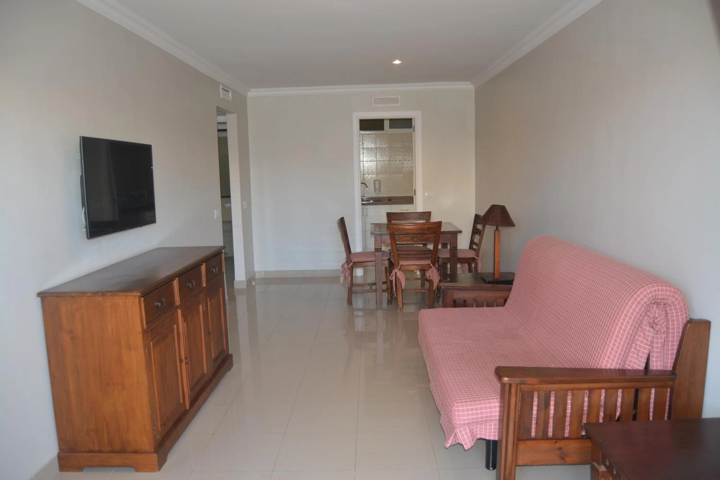 Living room in RF La Quinta Park Suites