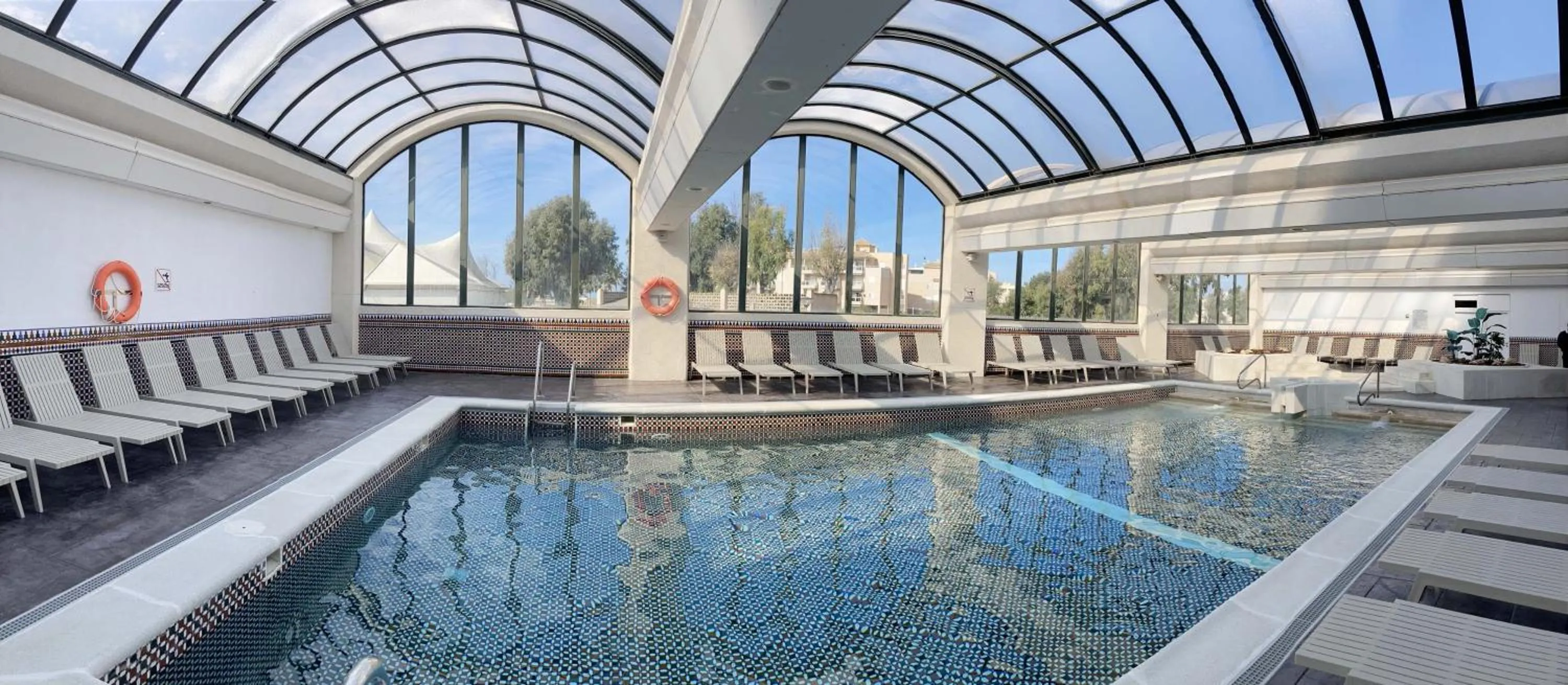 Area and facilities in AR Almerimar