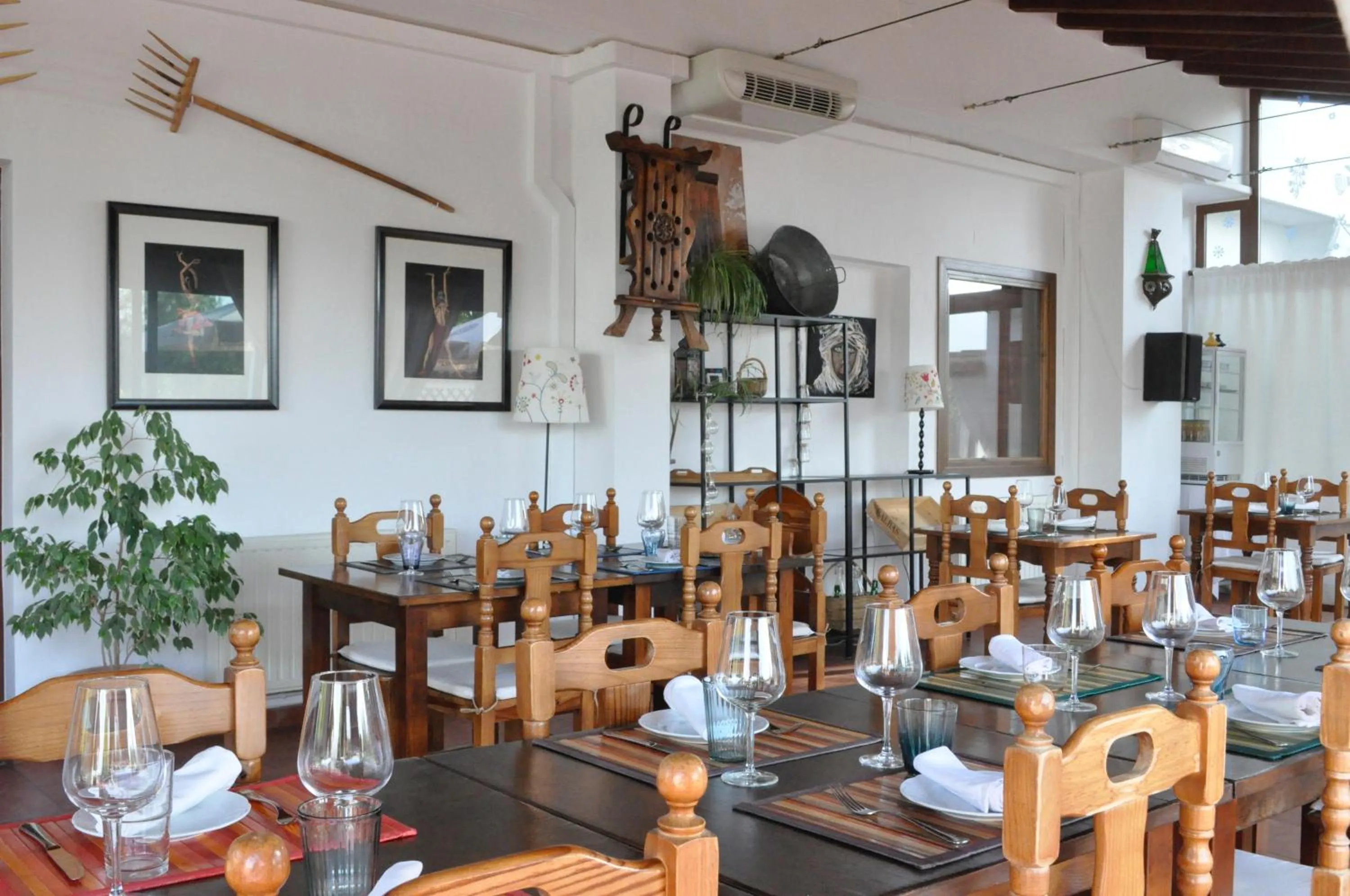 Restaurant/places to eat in Hotel Rural La Paloma