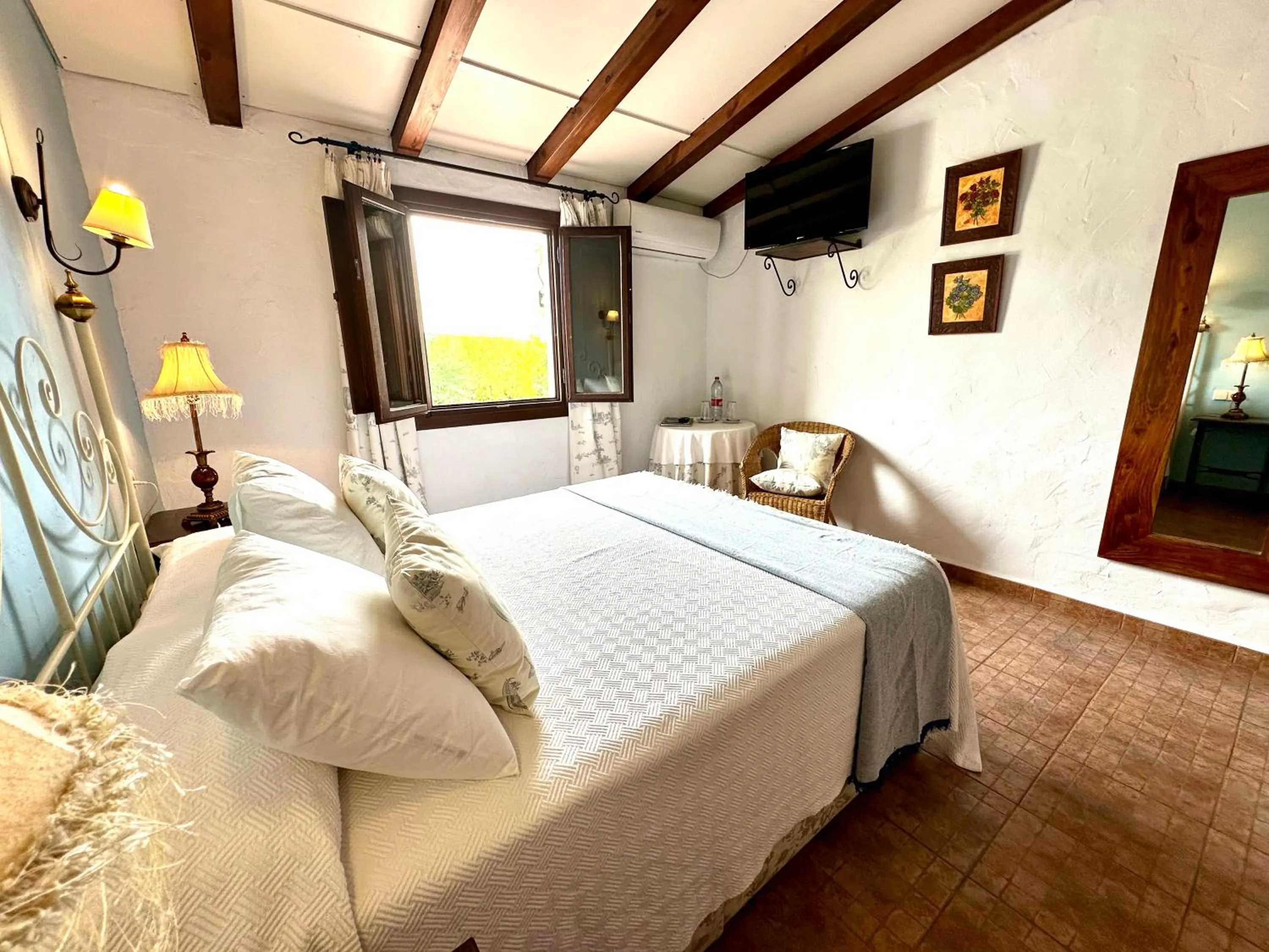 Bed in Hotel Rural La Paloma