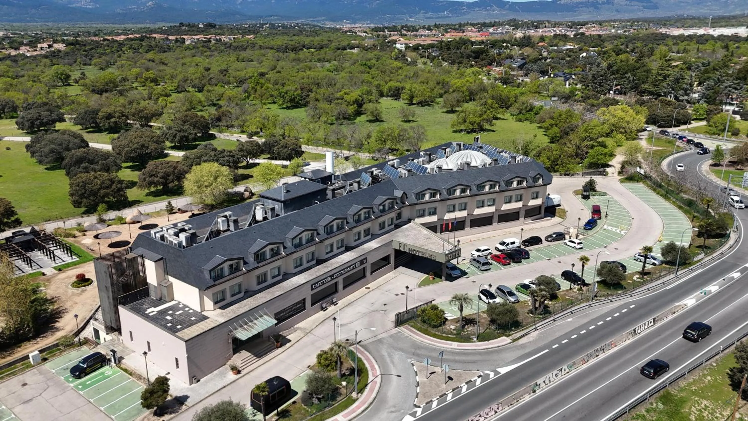 Facade/entrance in Hotel FC Villalba