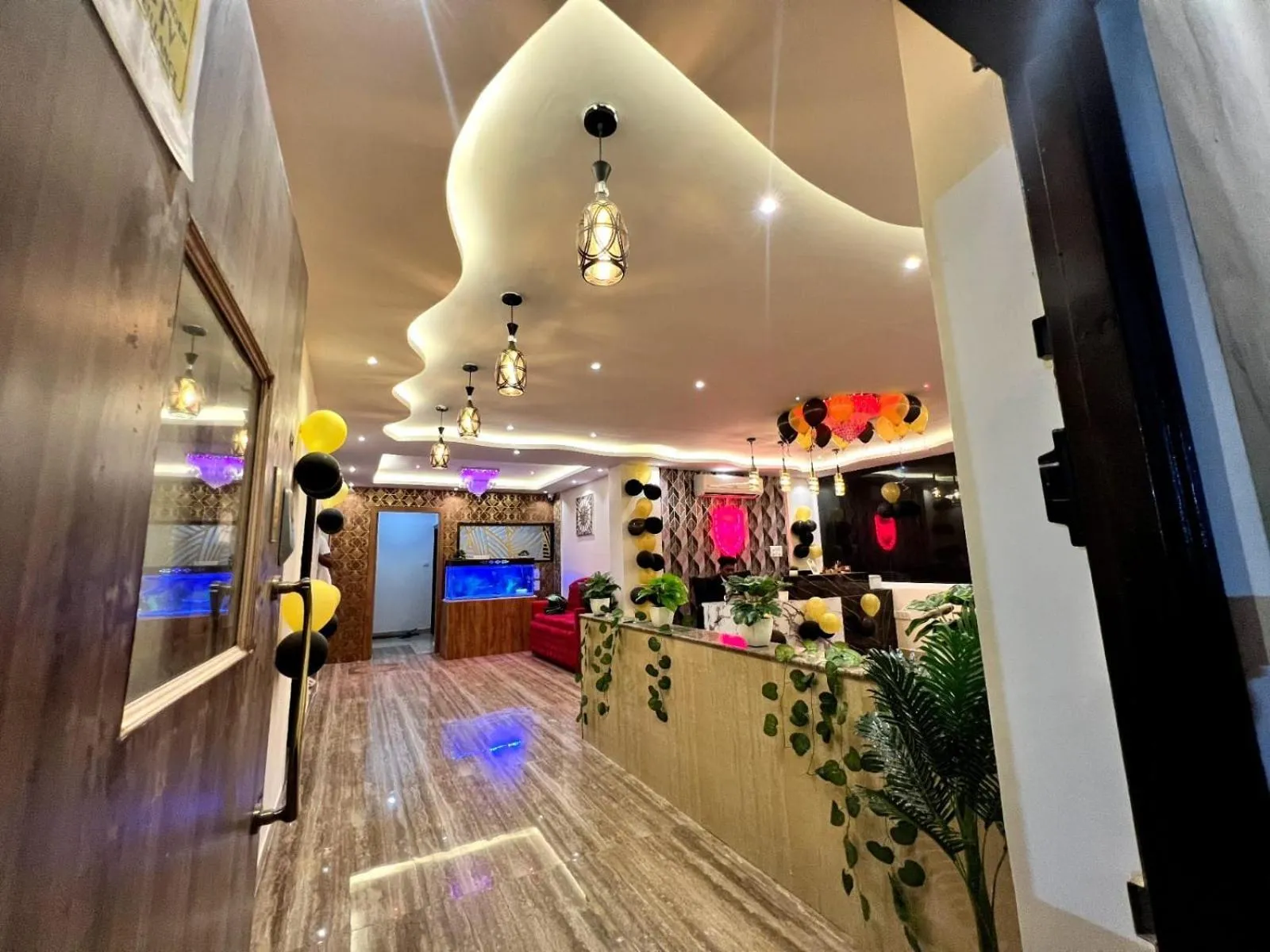Lobby or reception in Hotel East park Electronic City