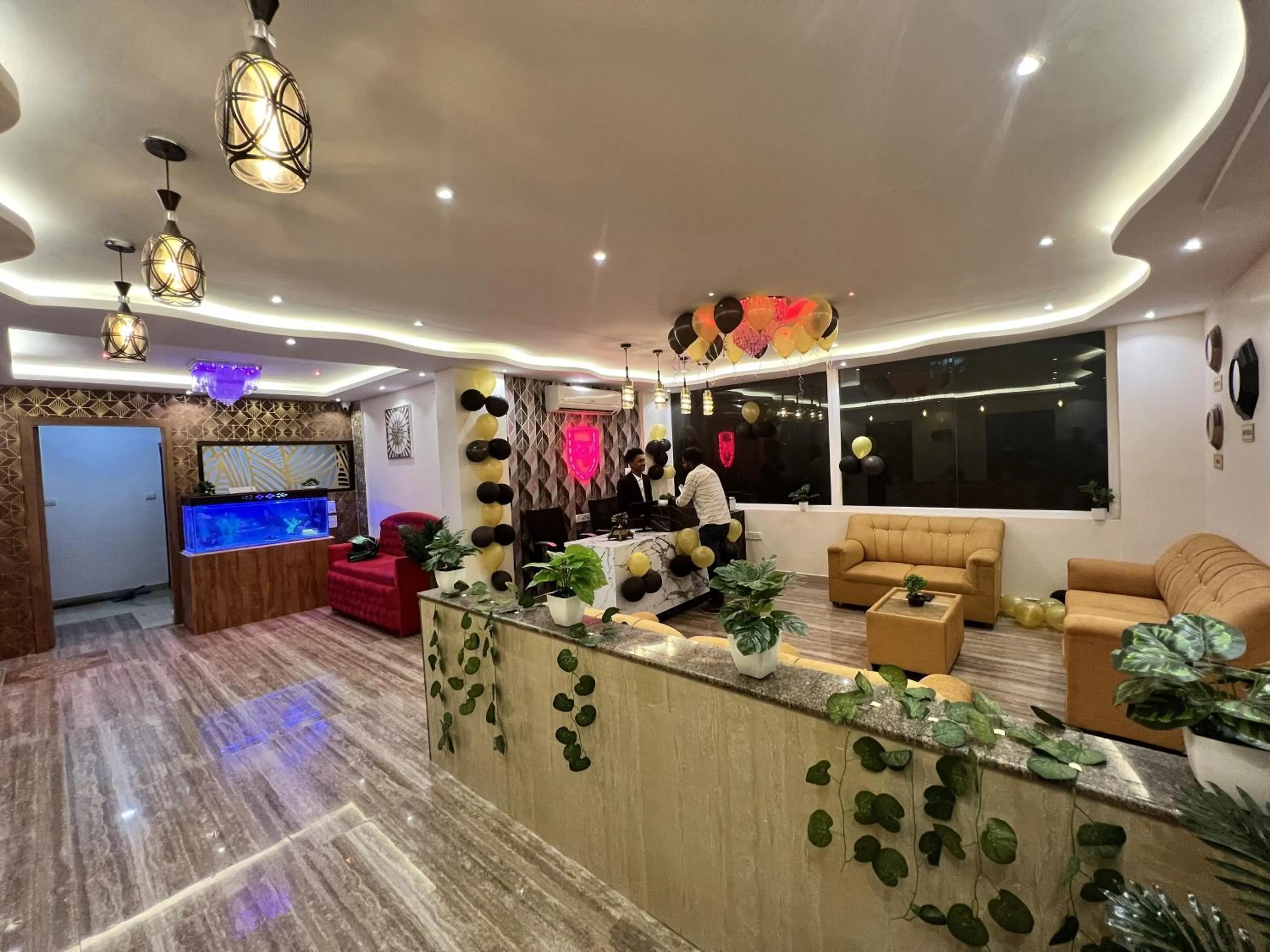 Lobby or reception in Hotel East park Electronic City