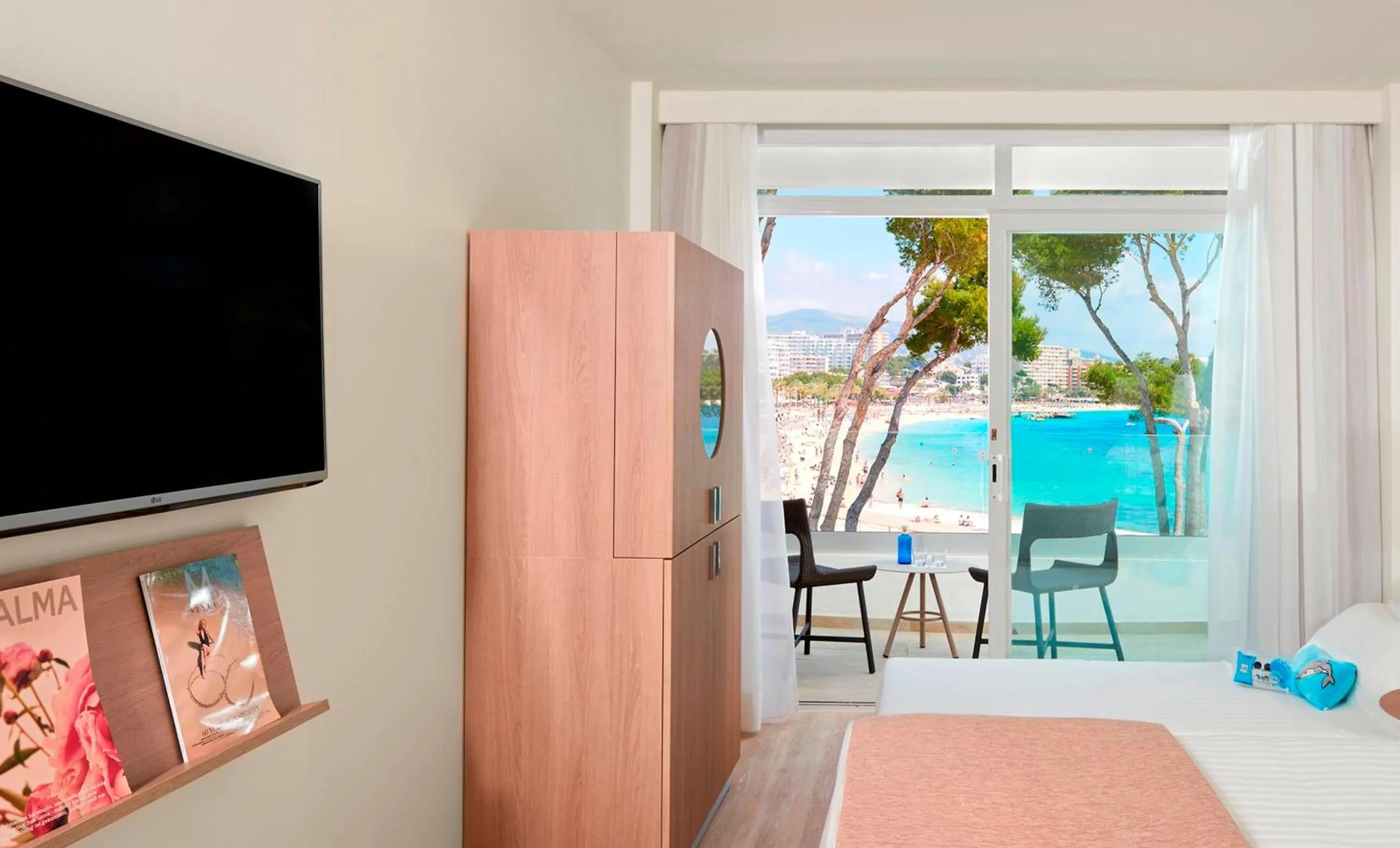 Bedroom in Meliá Calviá Beach