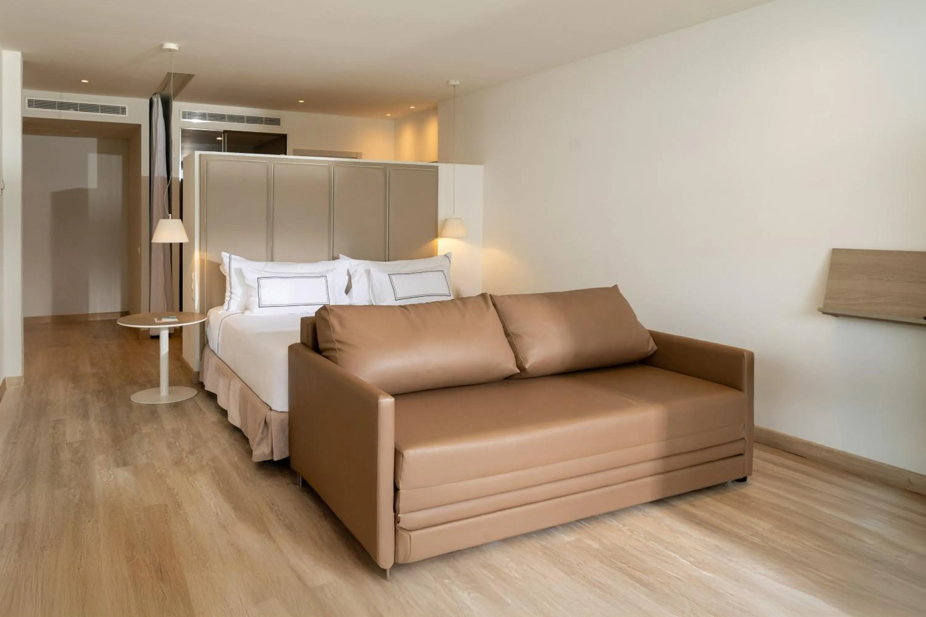 Bed in Meliá Calviá Beach