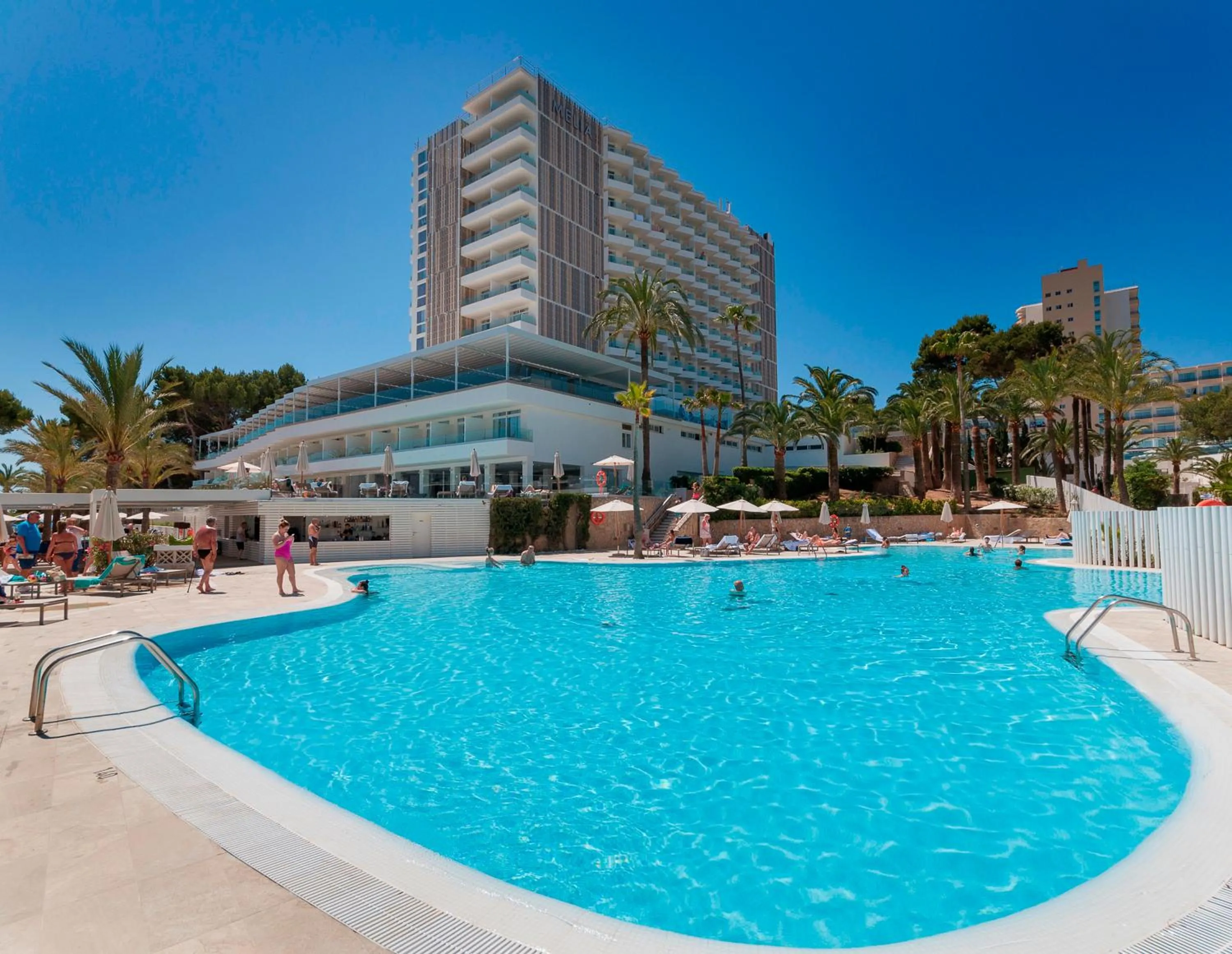 Swimming pool in Meliá Calviá Beach
