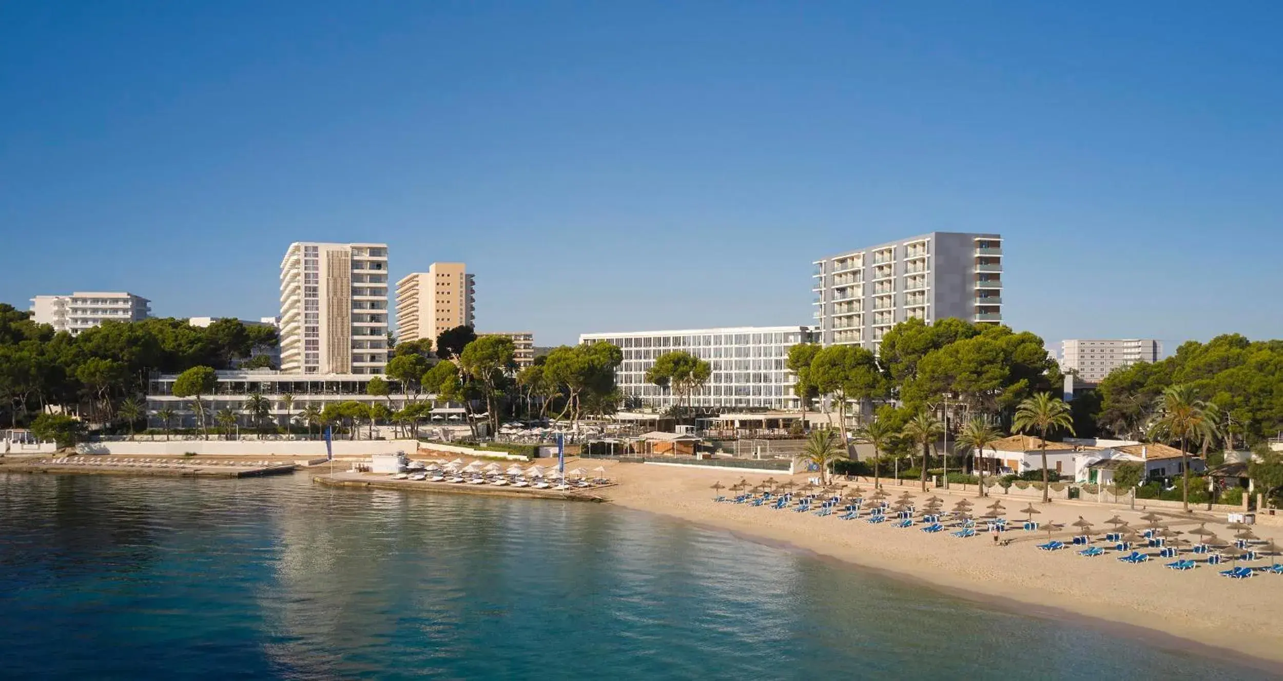 Bird's eye view in Meliá Calviá Beach Bird's eye view in Meliá Calviá Beach