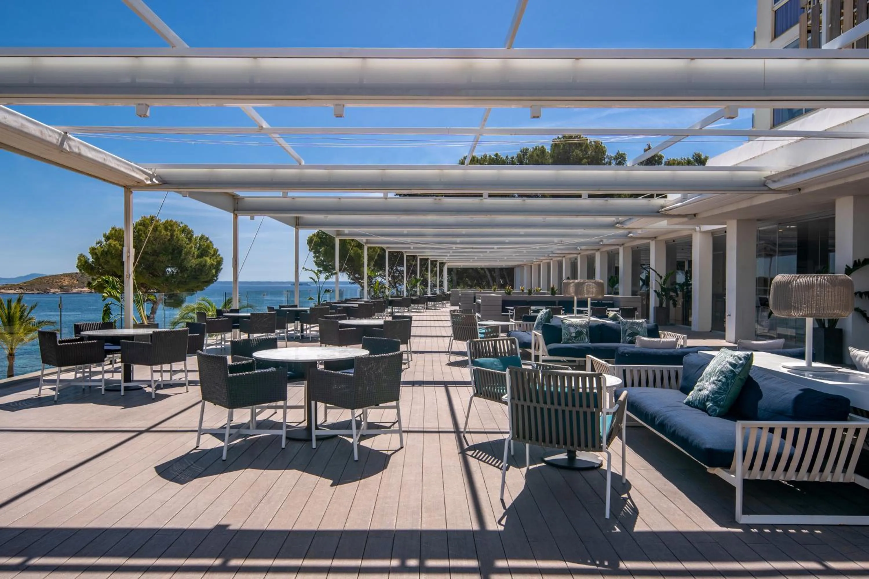 Restaurant/places to eat in Meliá Calviá Beach