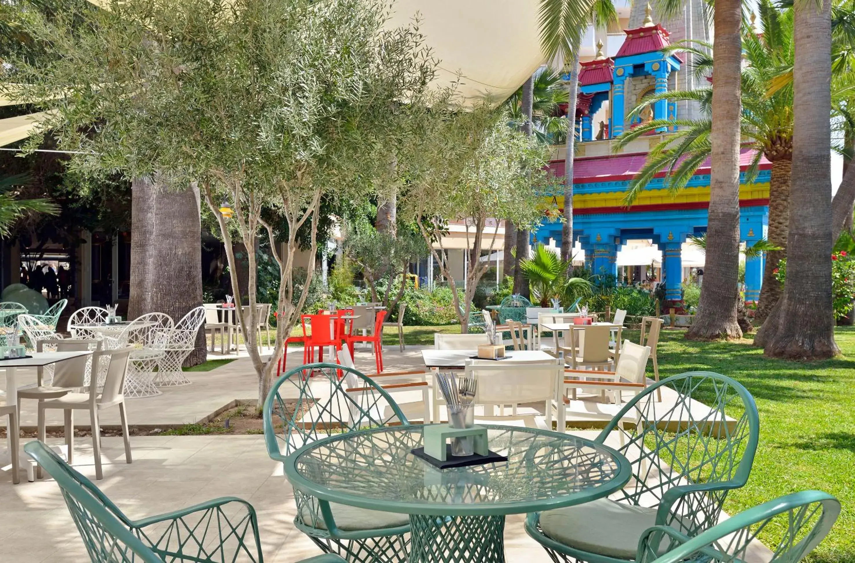 Restaurant/places to eat in Sol Katmandu Park & Resort Restaurant/places to eat in Sol Katmandu Park & Resort