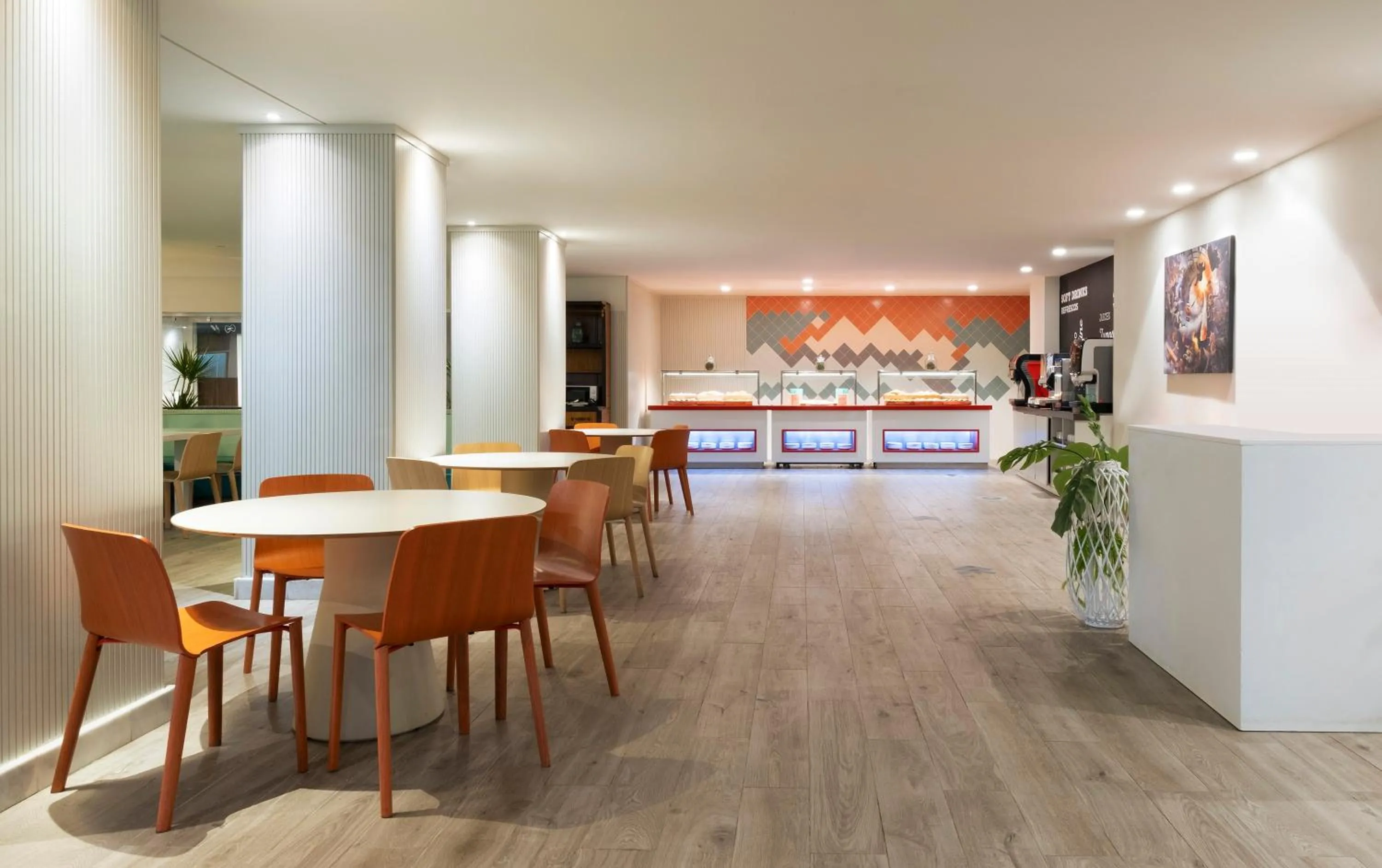 Restaurant/places to eat in Sol Katmandu Park & Resort