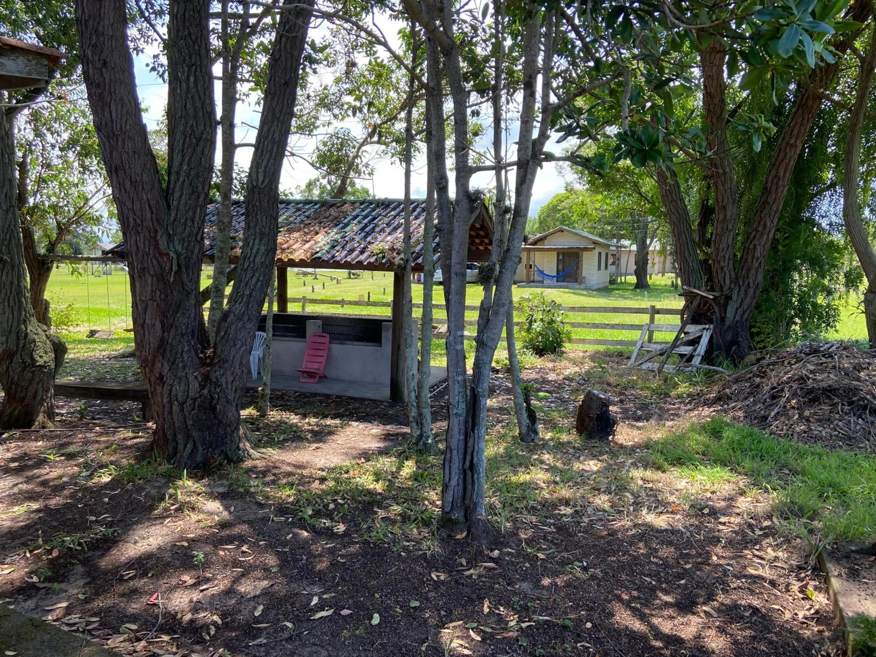 BBQ facilities in Haras Trevo de Ferro, Praia, Piscina e Campo