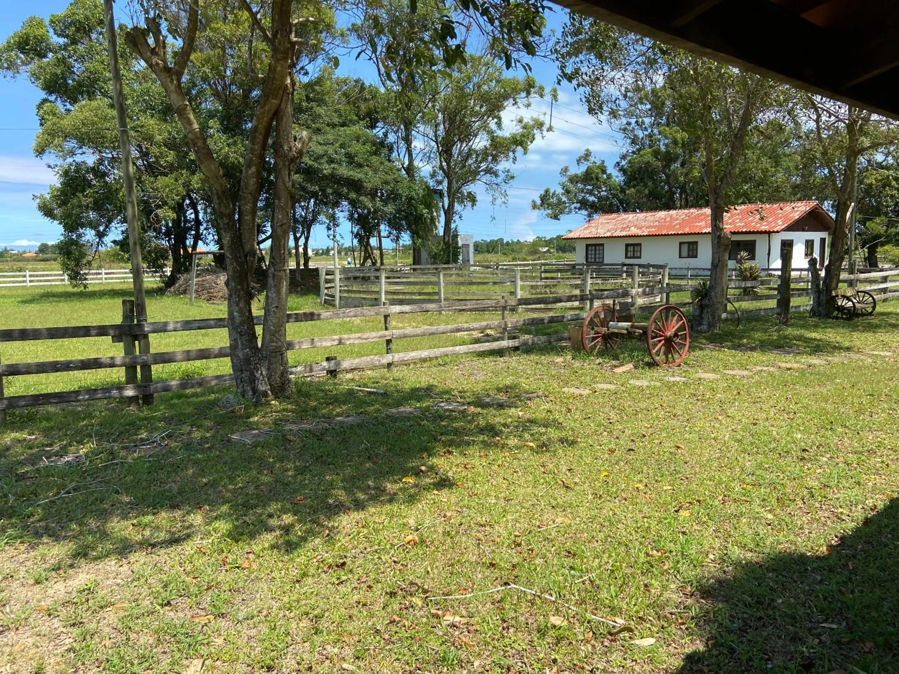 Haras Trevo de Ferro, Praia, Piscina e Campo