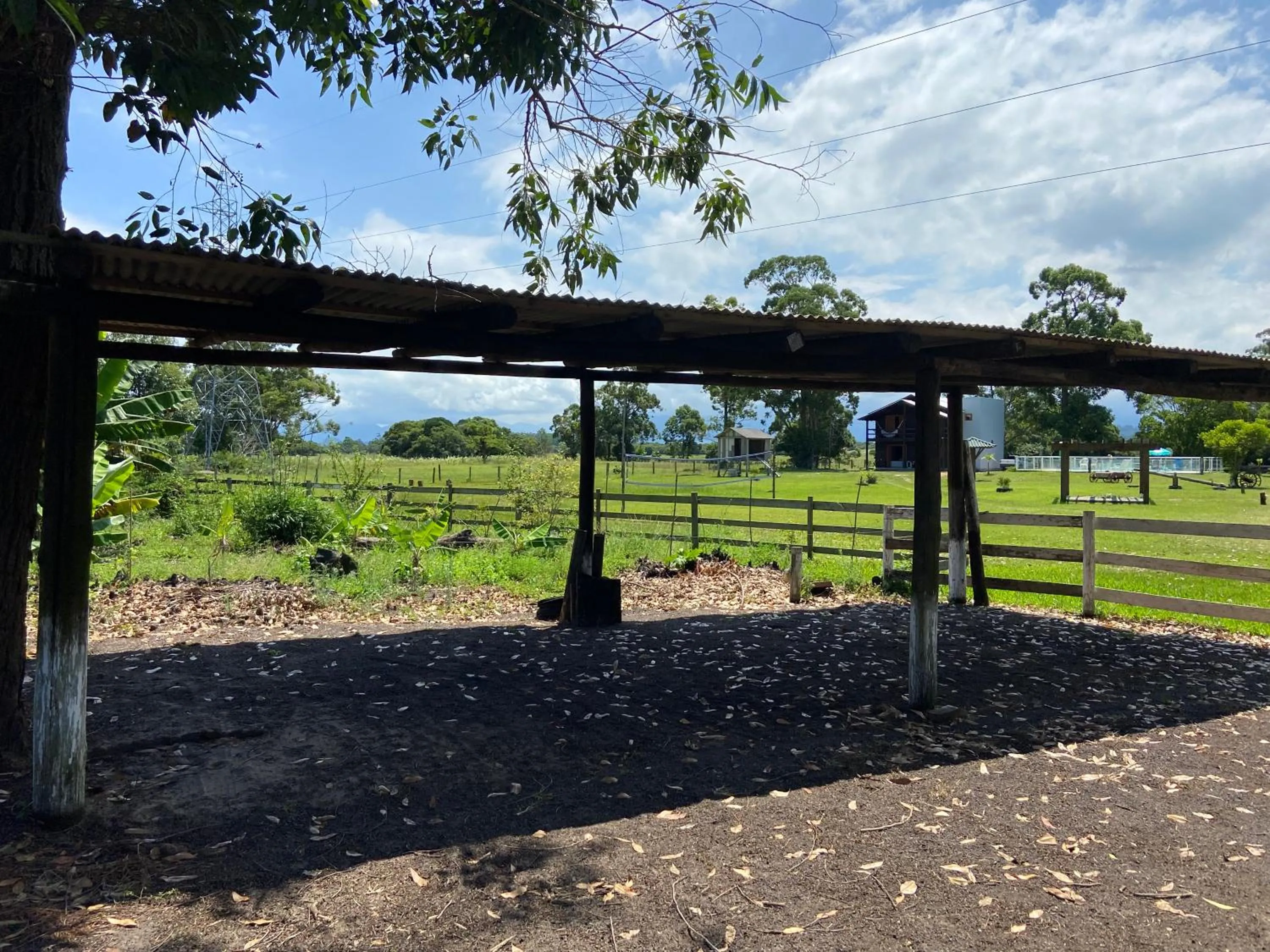 Haras Trevo de Ferro, Praia, Piscina e Campo