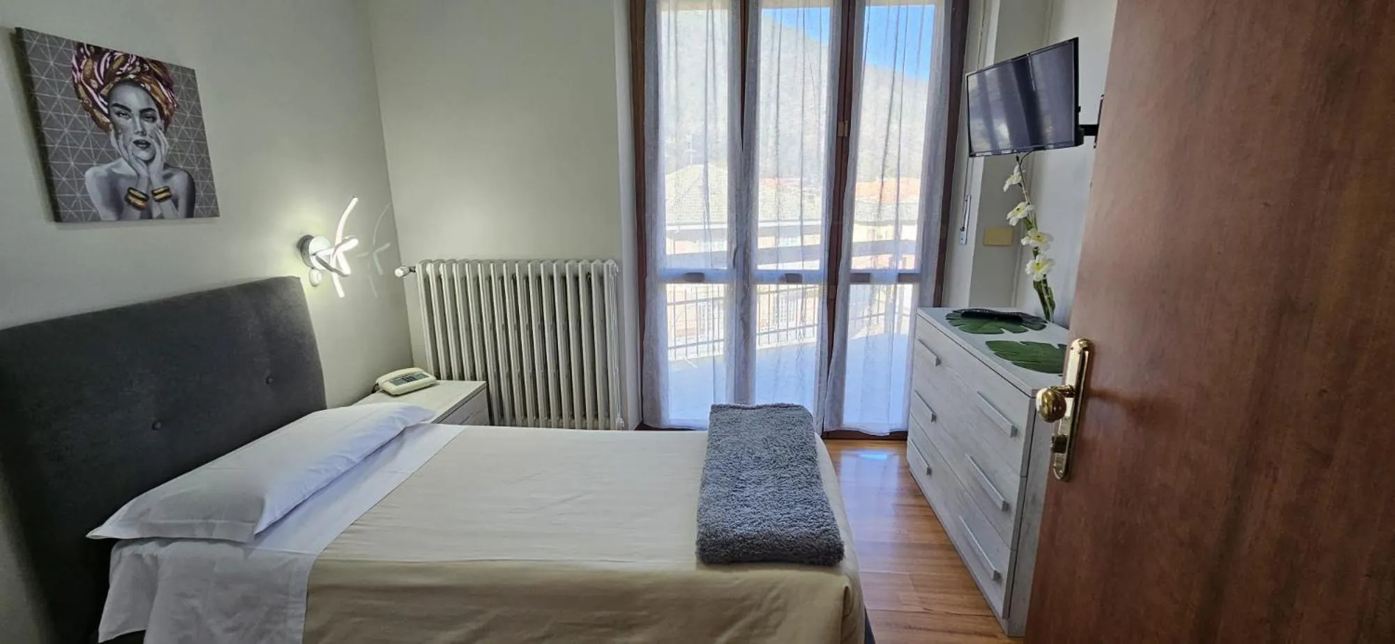 Bed in HOTEL RISTORANTE DELLE VALLI