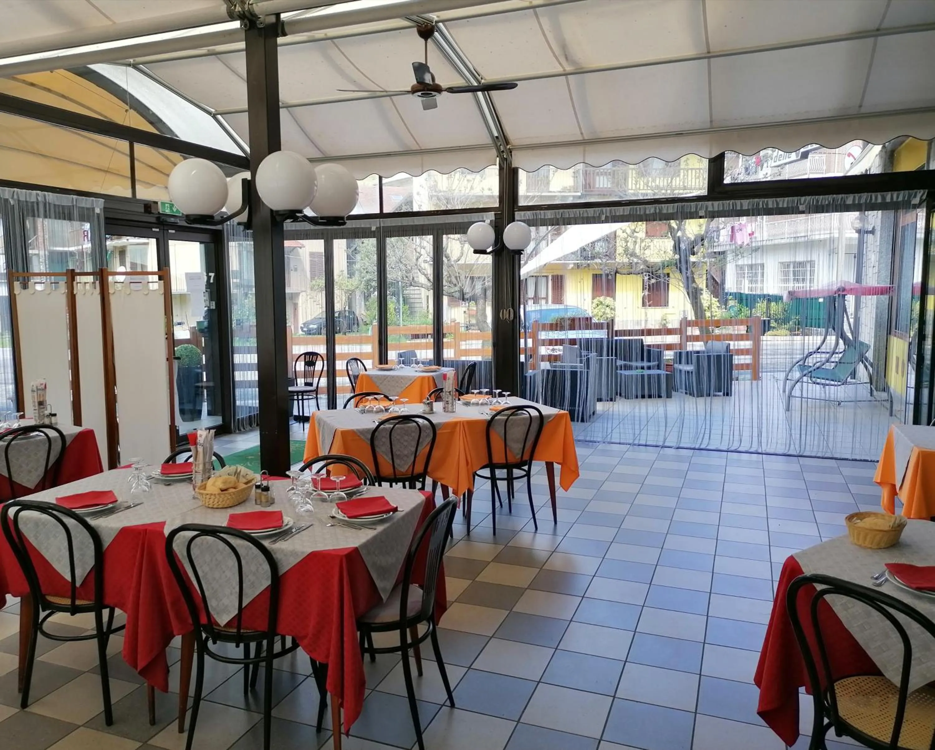 Restaurant/places to eat in HOTEL RISTORANTE DELLE VALLI
