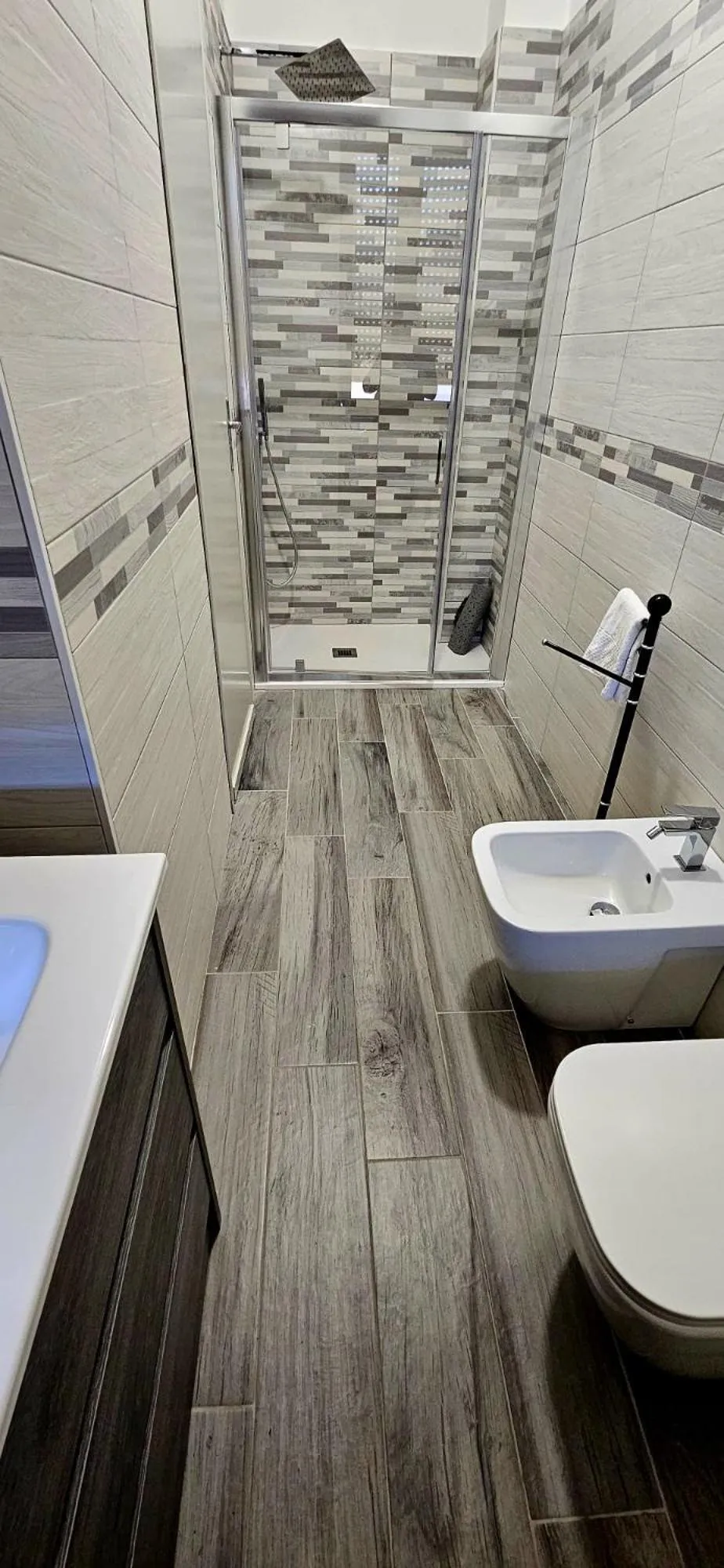 Shower in HOTEL RISTORANTE DELLE VALLI