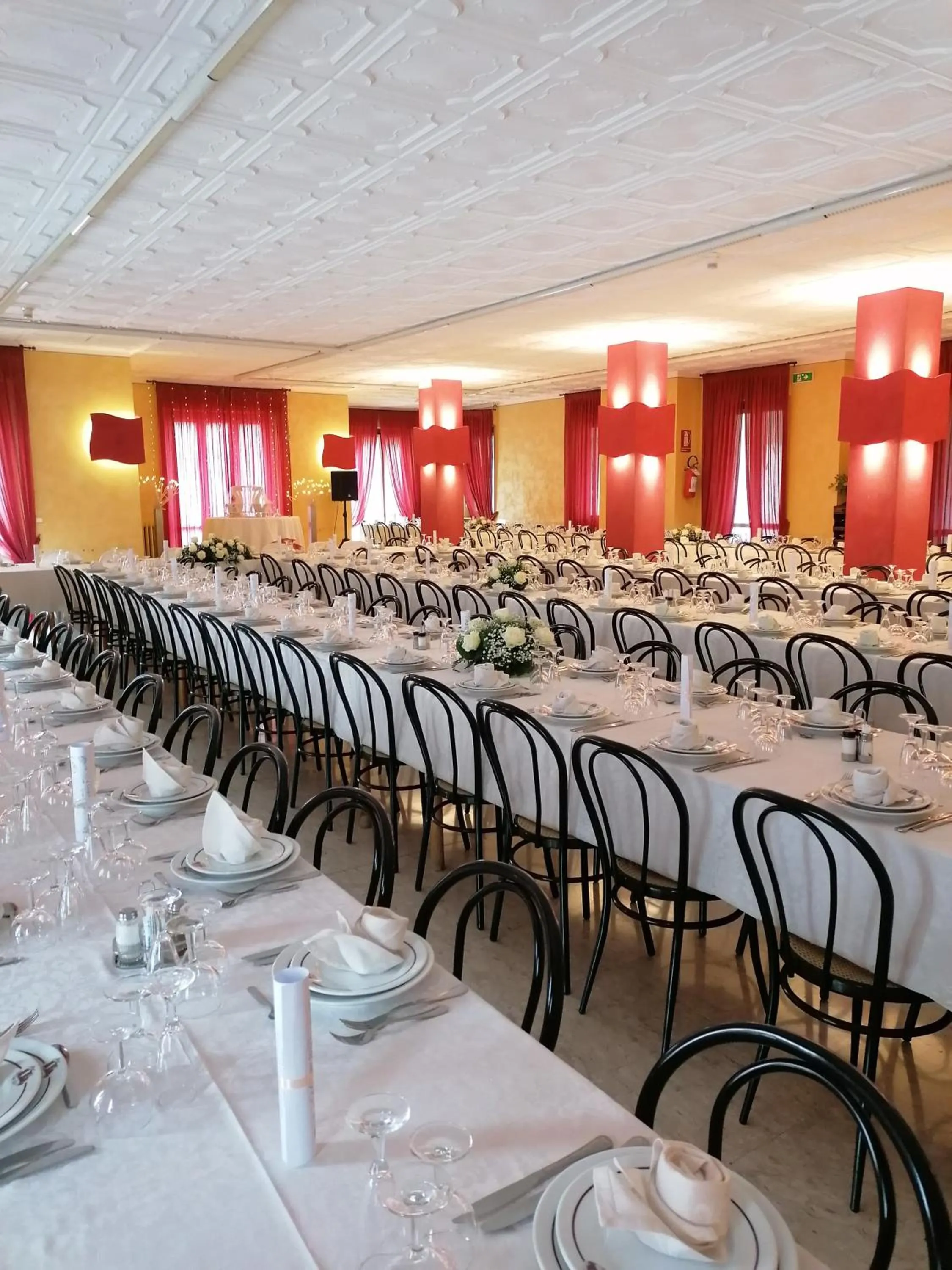 Balcony/Terrace in HOTEL RISTORANTE DELLE VALLI
