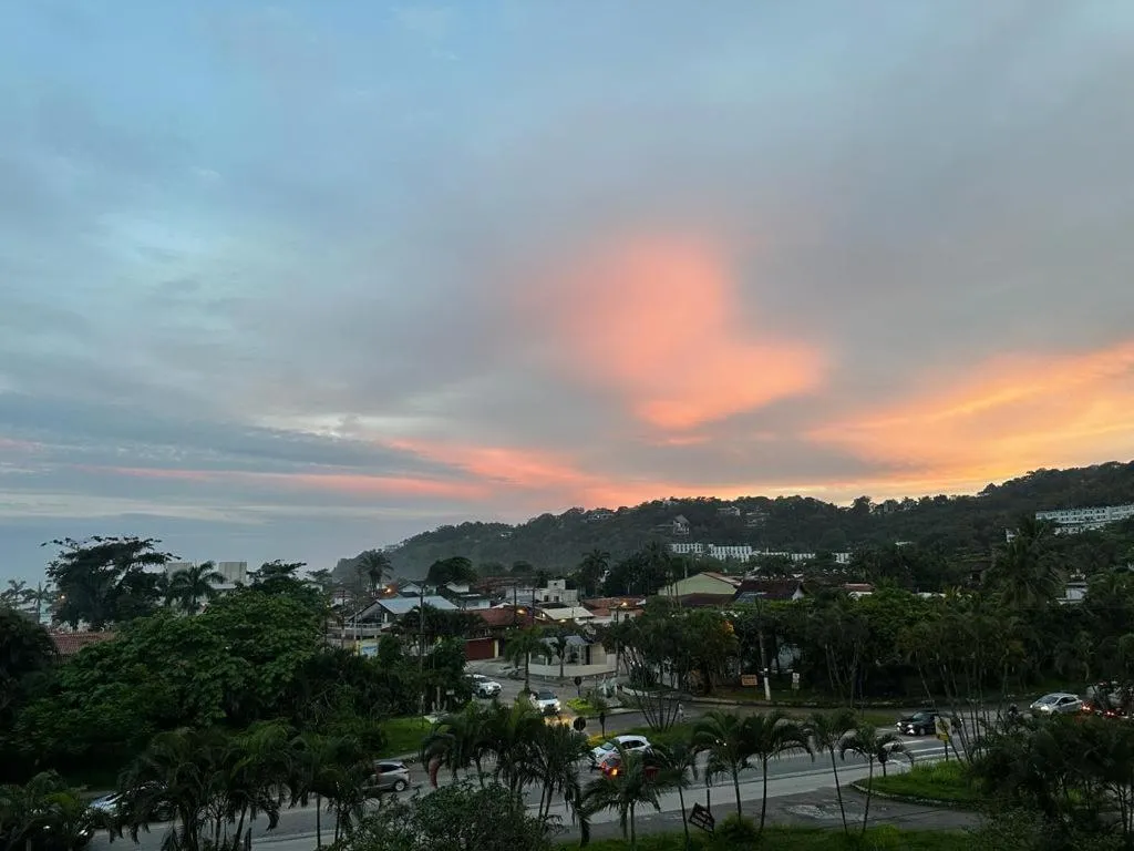 Apartamento - Ubatuba - Toninhas - vista do mar - ocean view - Canto das Toninhas