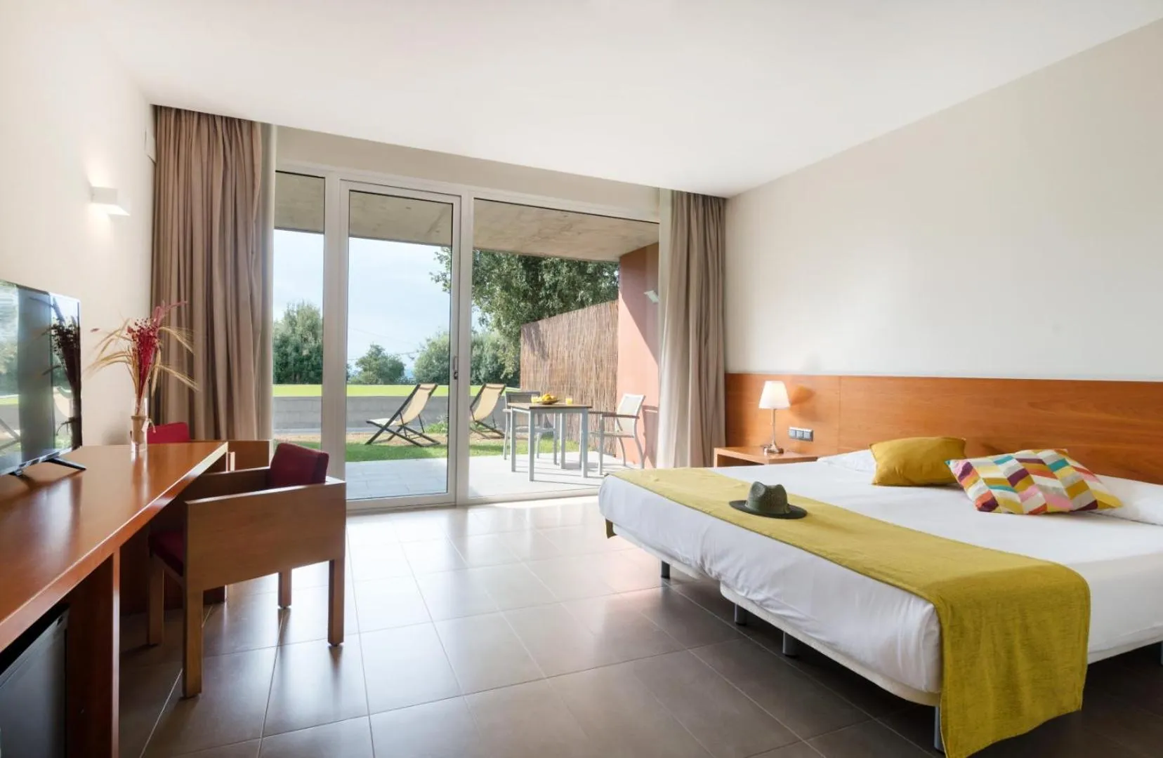 Photo of the whole room, Bed in Mas Ses Vinyes - Adults Only