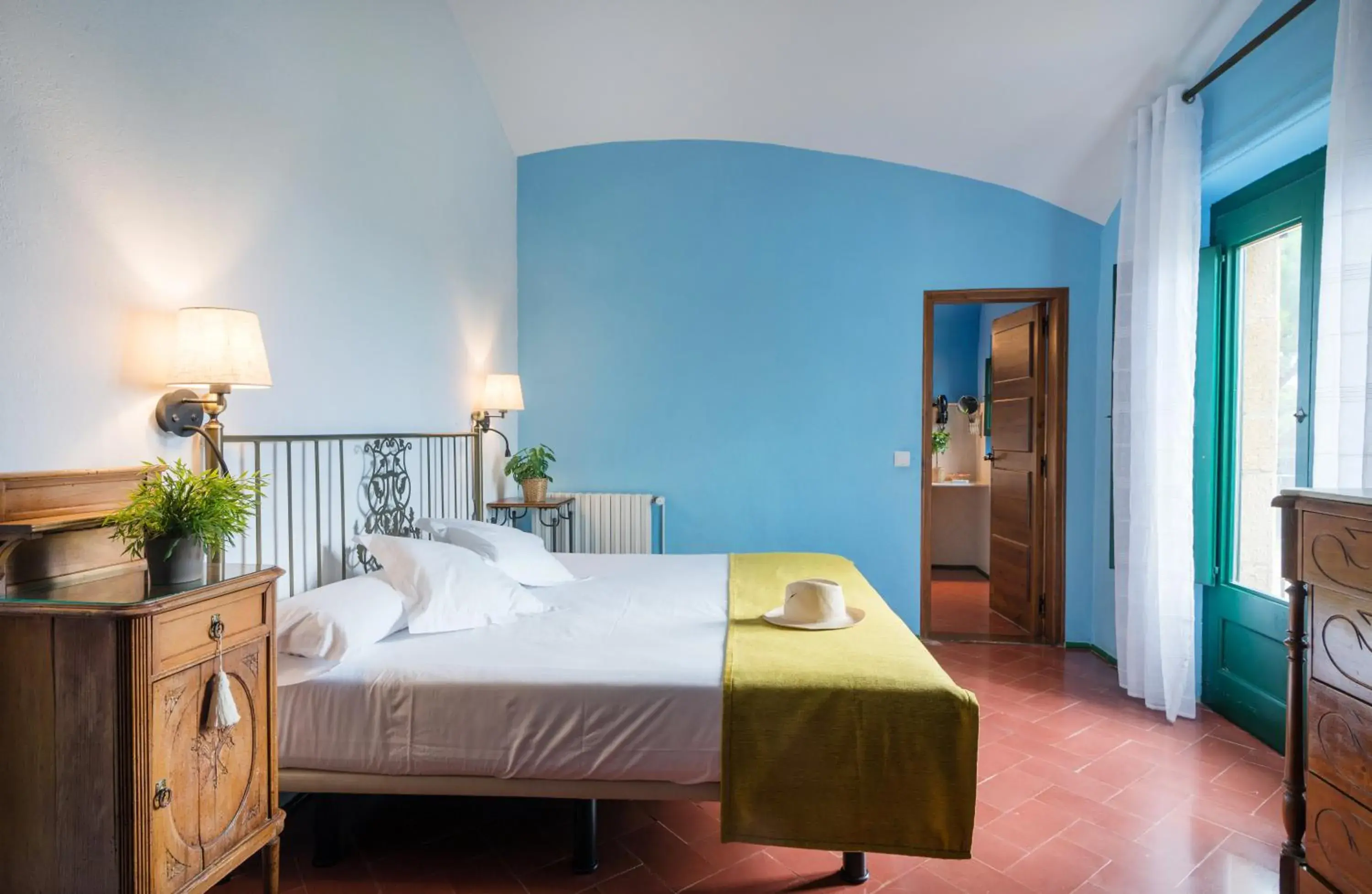 Bed in Mas Ses Vinyes - Adults Only Bed in Mas Ses Vinyes - Adults Only