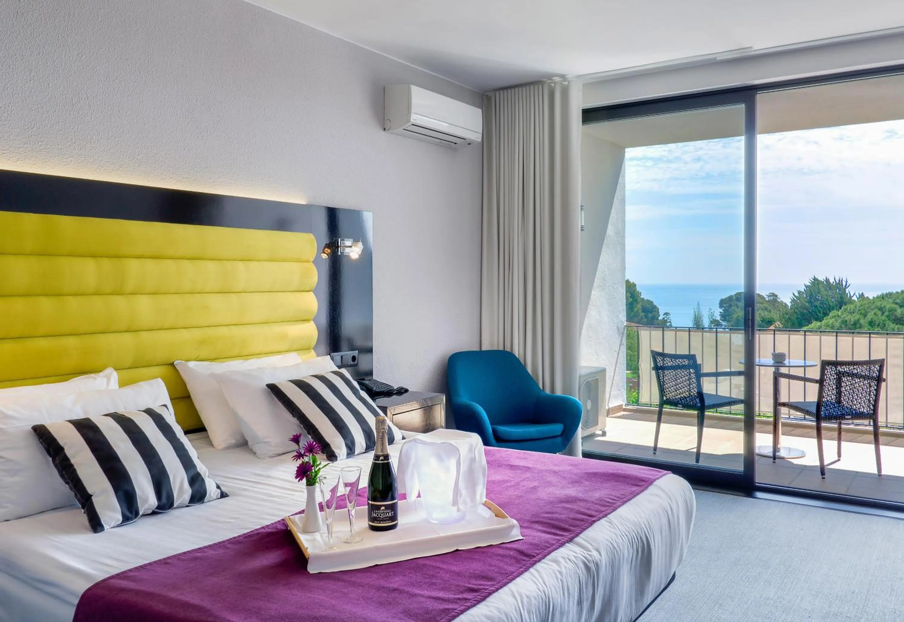 Bed in Hotel Eetu Begur Affiliated by Melia