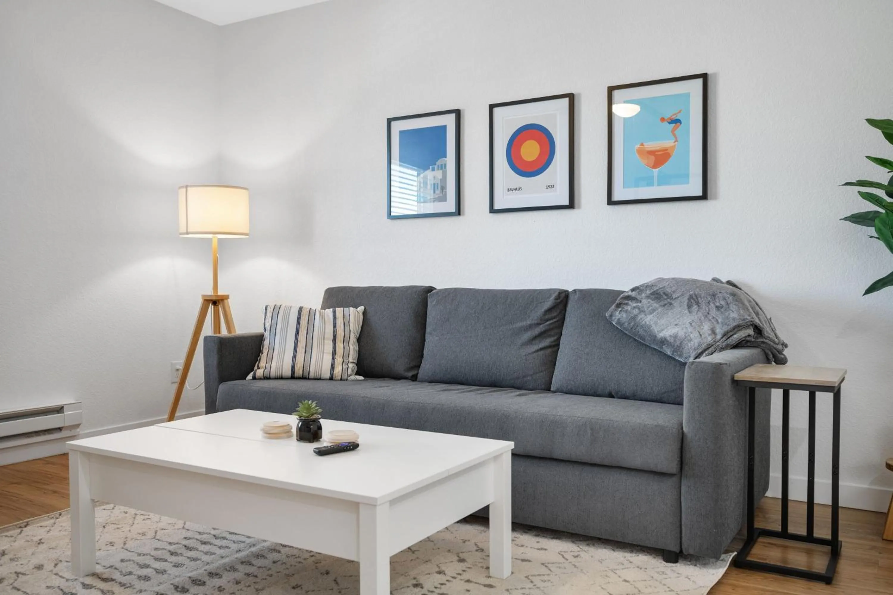 Living room in Beautiful Work Stay Retreat in Pueblo Near Downtown