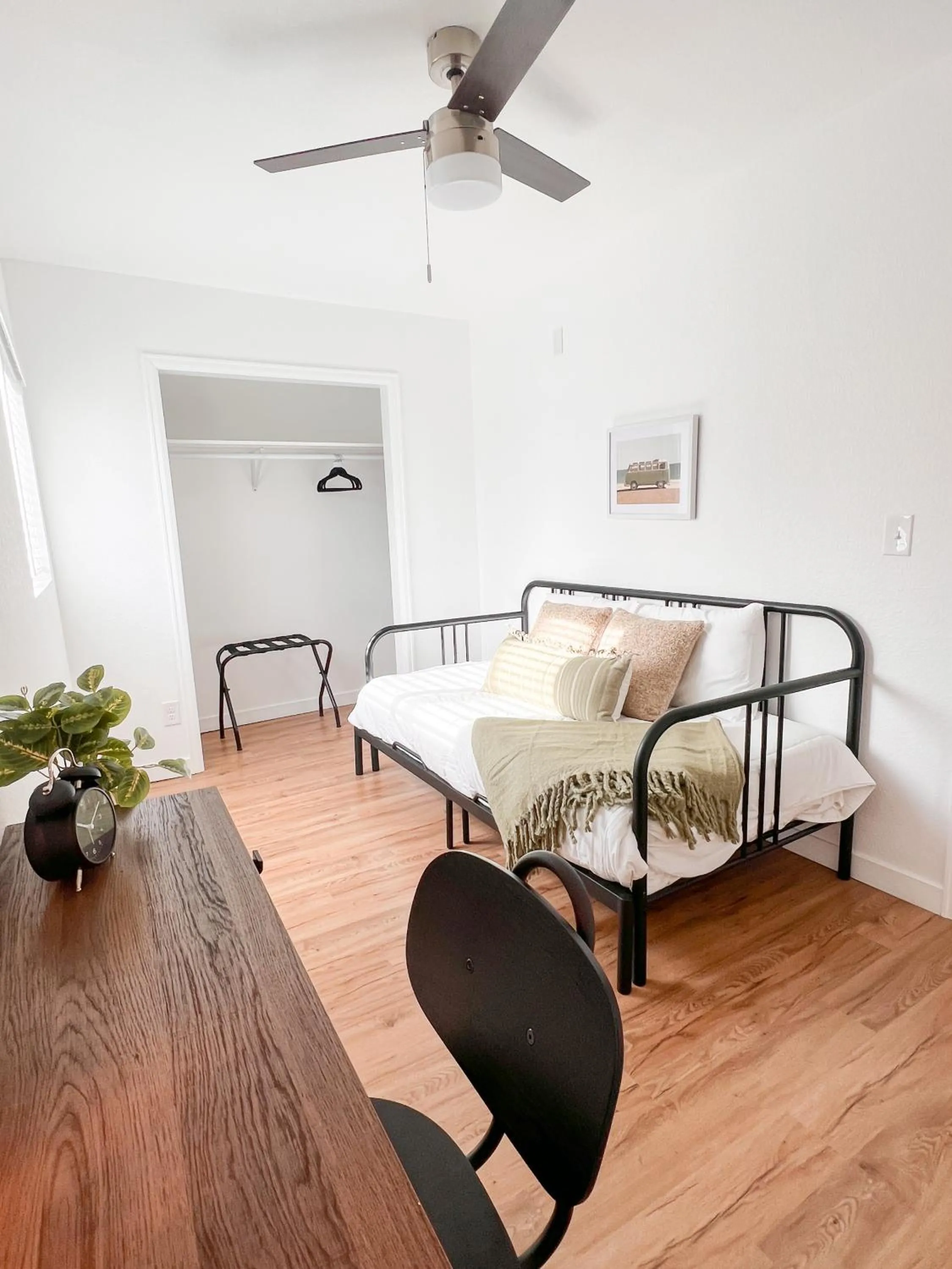 Bedroom, Bed in Beautiful Work Stay Retreat in Pueblo Near Downtown