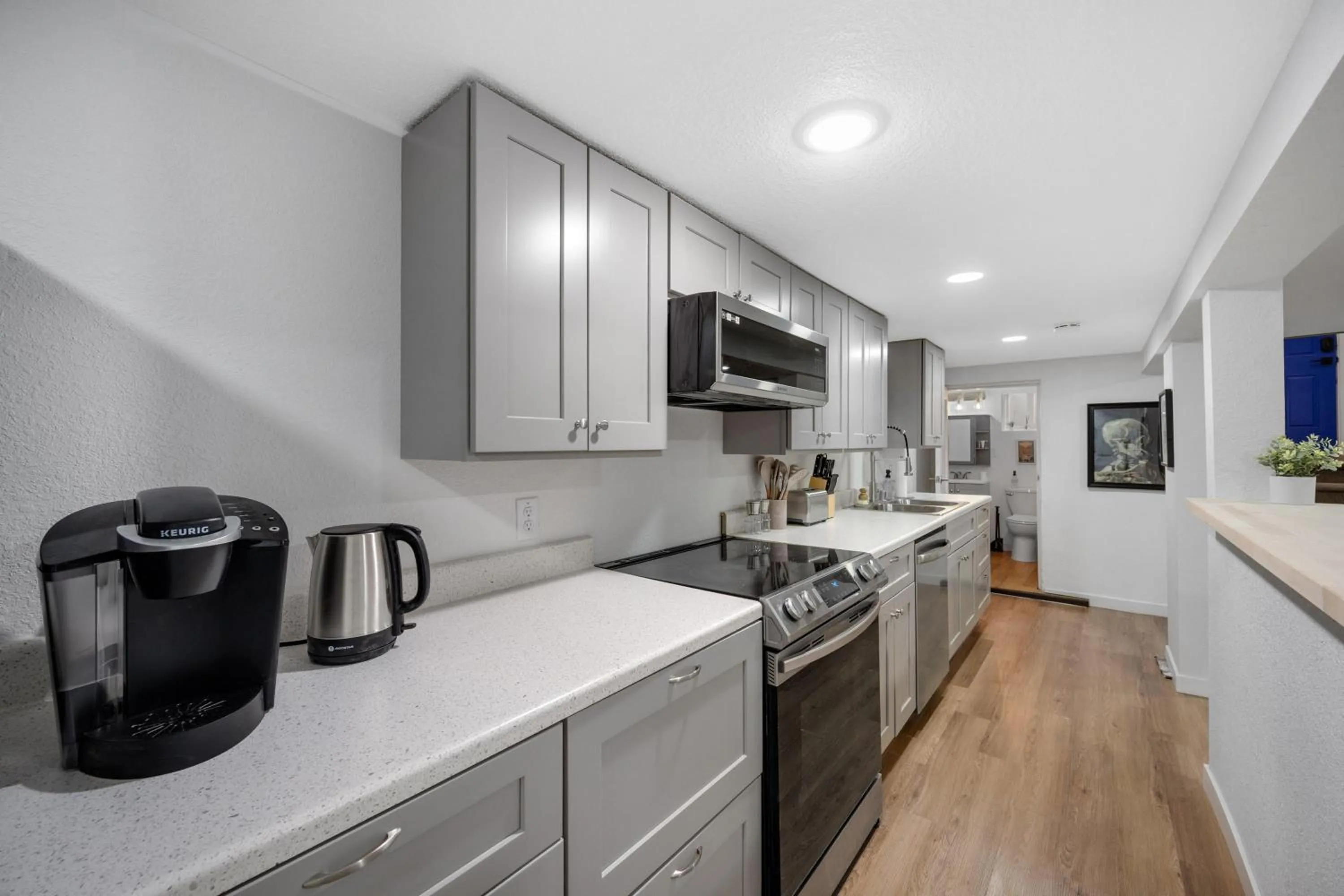 Coffee/tea facilities in Beautiful Work Stay Retreat in Pueblo Near Downtown
