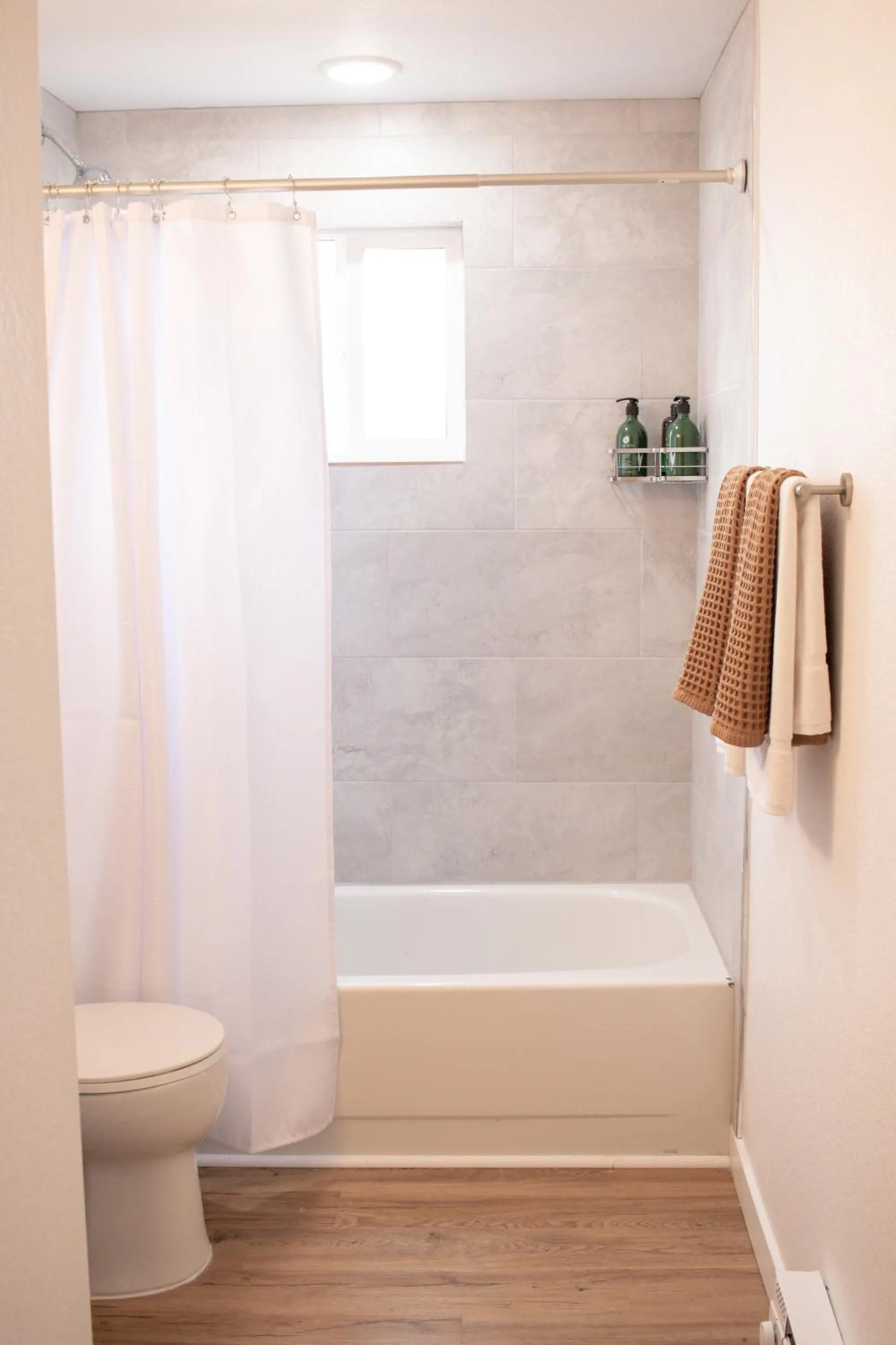 Bathroom in Beautiful Work Stay Retreat in Pueblo Near Downtown