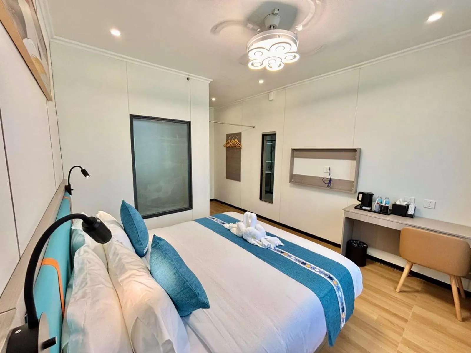 Bed in Siargao Seasky Resort