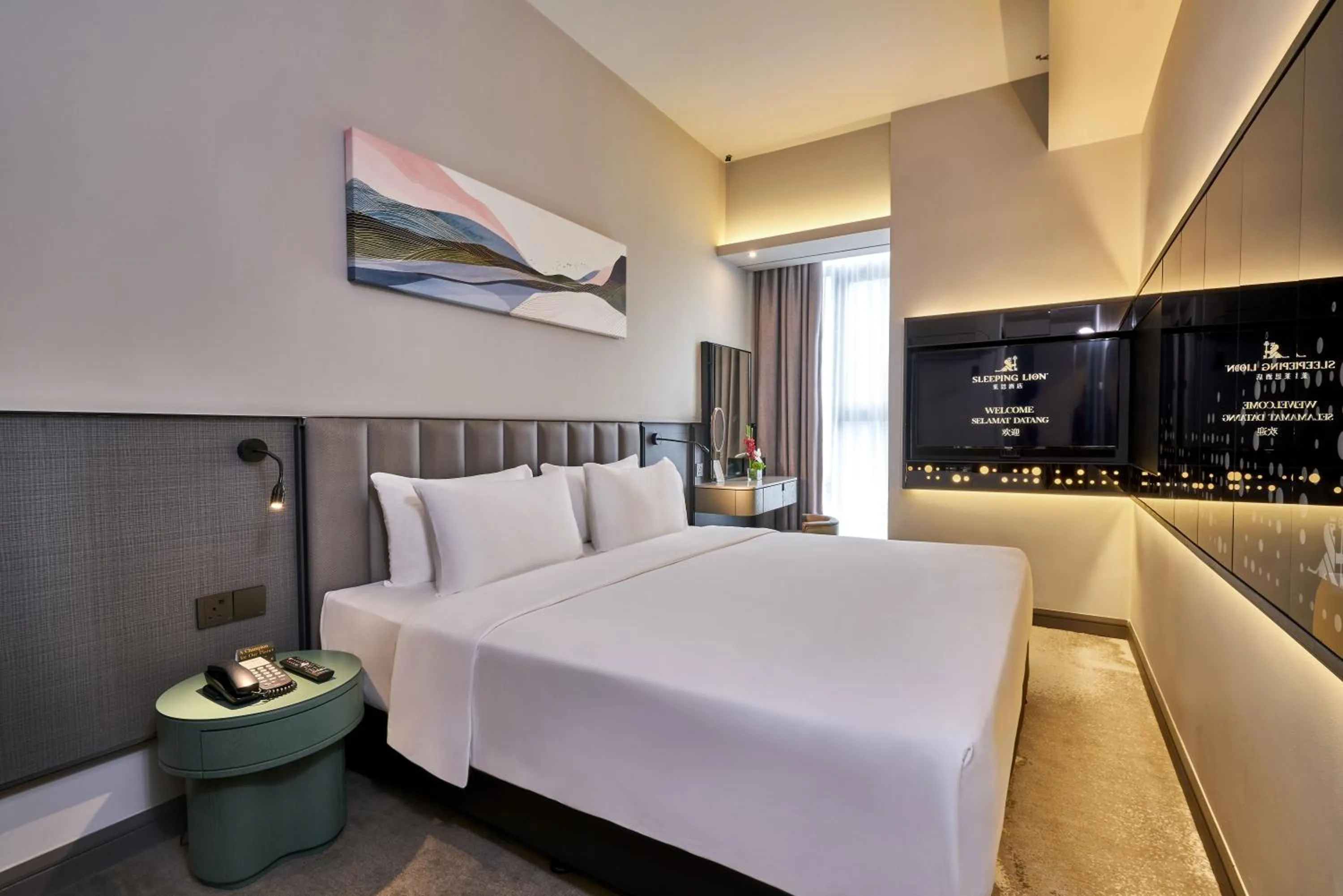 Bedroom, Bed in Sleeping Lion Suites