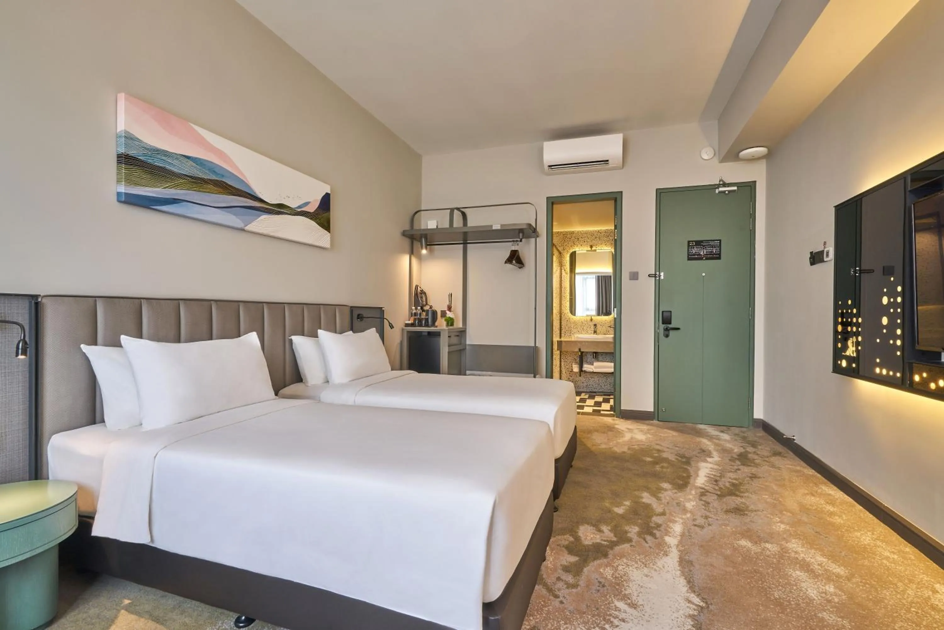 Bedroom, Bed in Sleeping Lion Suites