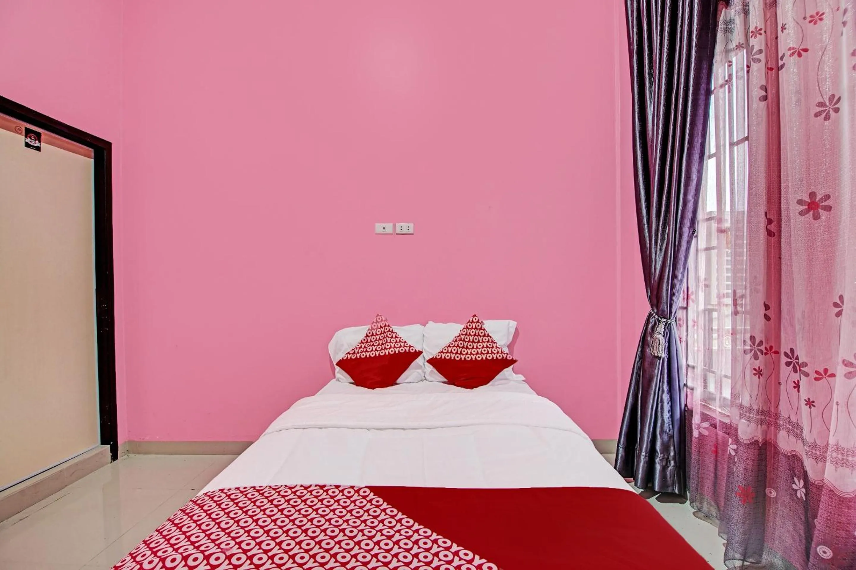 Bedroom in Hotel O Arafah Homestay Syariah Near Badan Pertanahan Nasional - Kantor Pertanahan Kabupaten Kampa