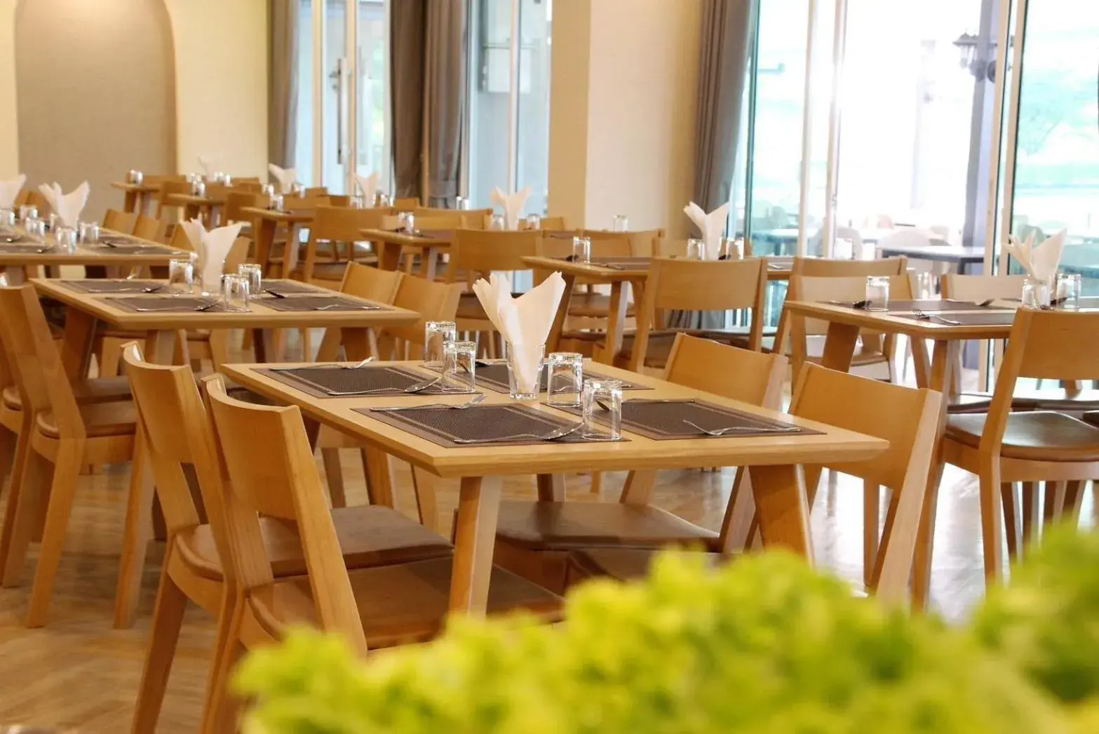 Restaurant/places to eat in The Leisure Hotel Restaurant/places to eat in The Leisure Hotel