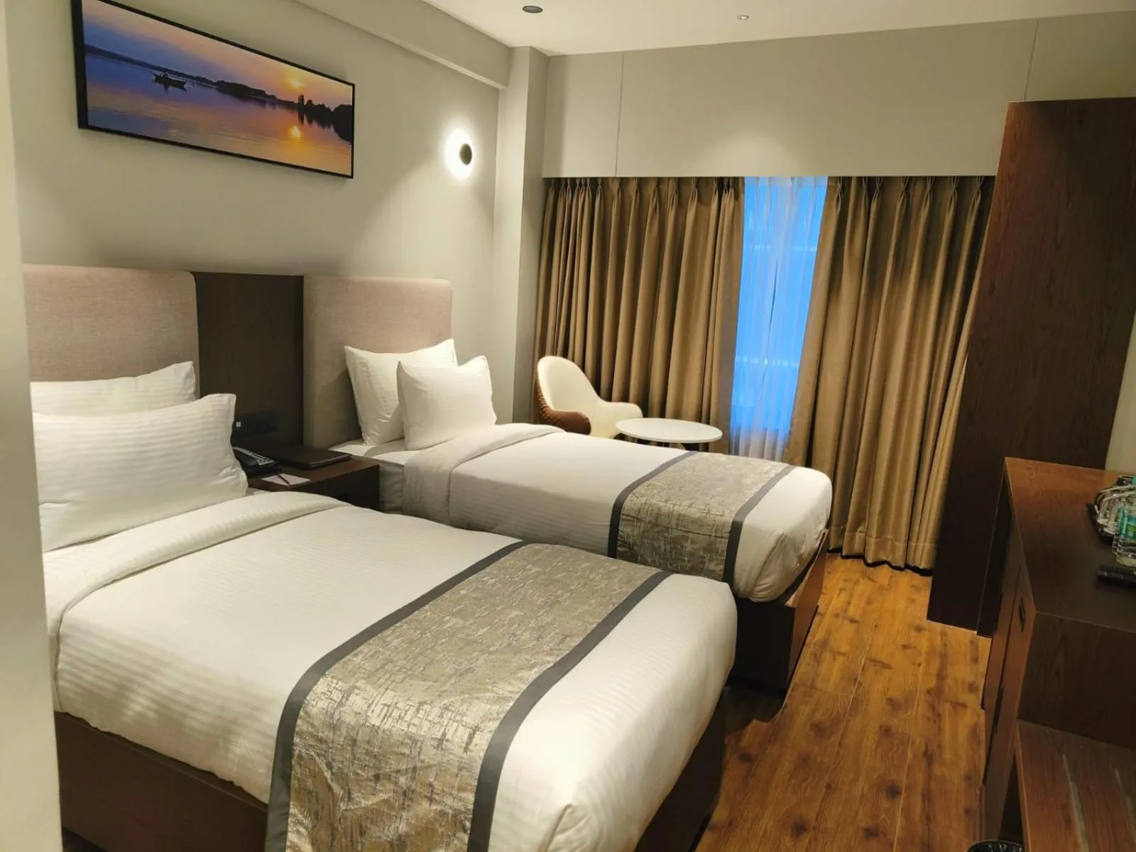 Bed in Ramee International Surat