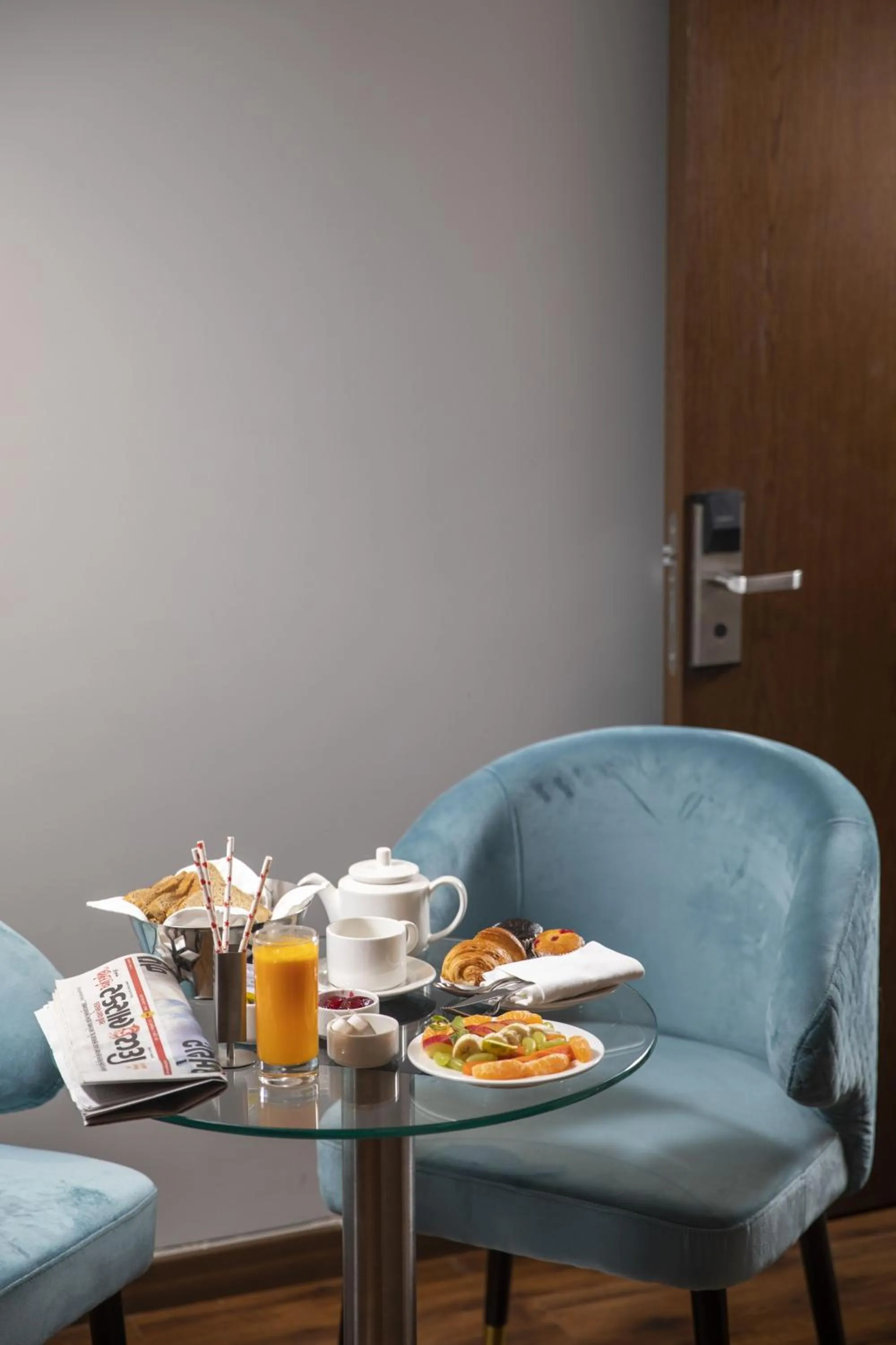 Living room in Ramee International Surat