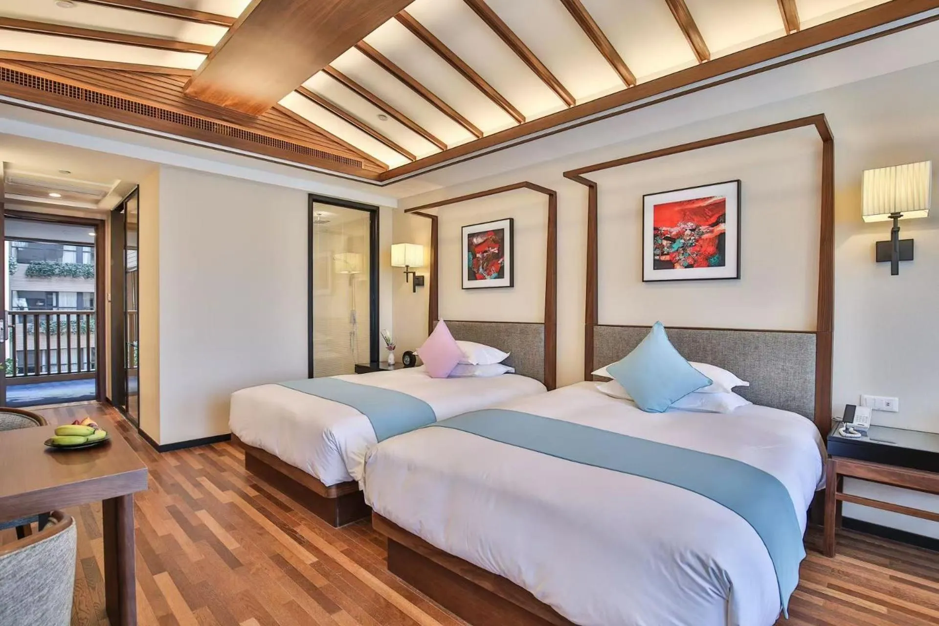 Photo of the whole room, Bed in SSAW Boutique Hotel Hangzhou Qianjiang New City